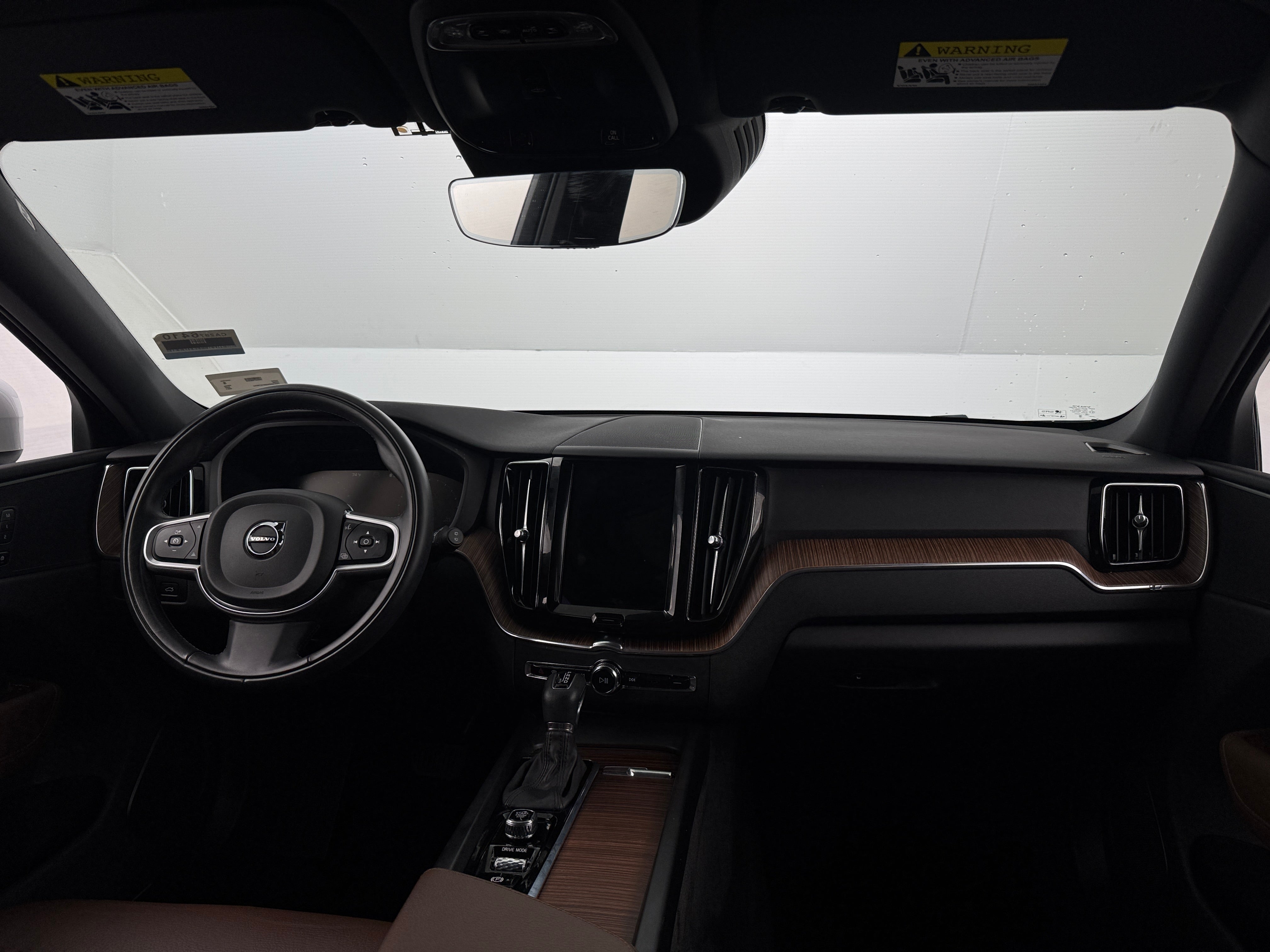 2021 Volvo XC60 T5 Momentum 2