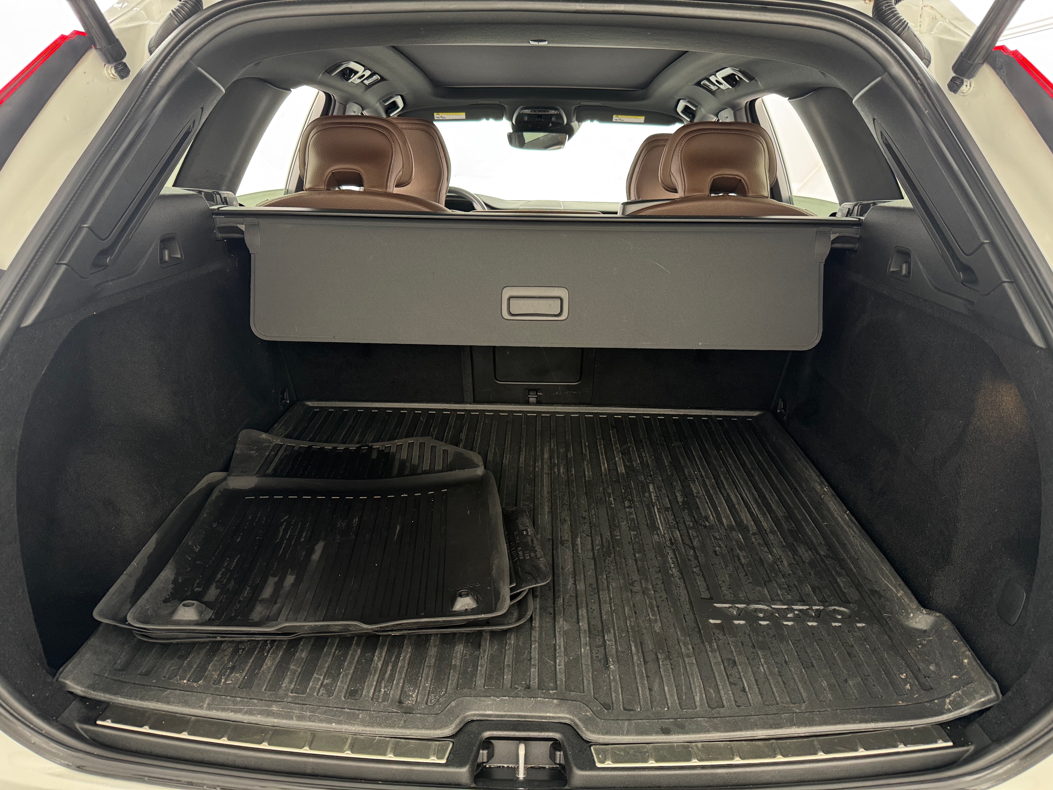 2021 Volvo XC60 T5 Momentum 6