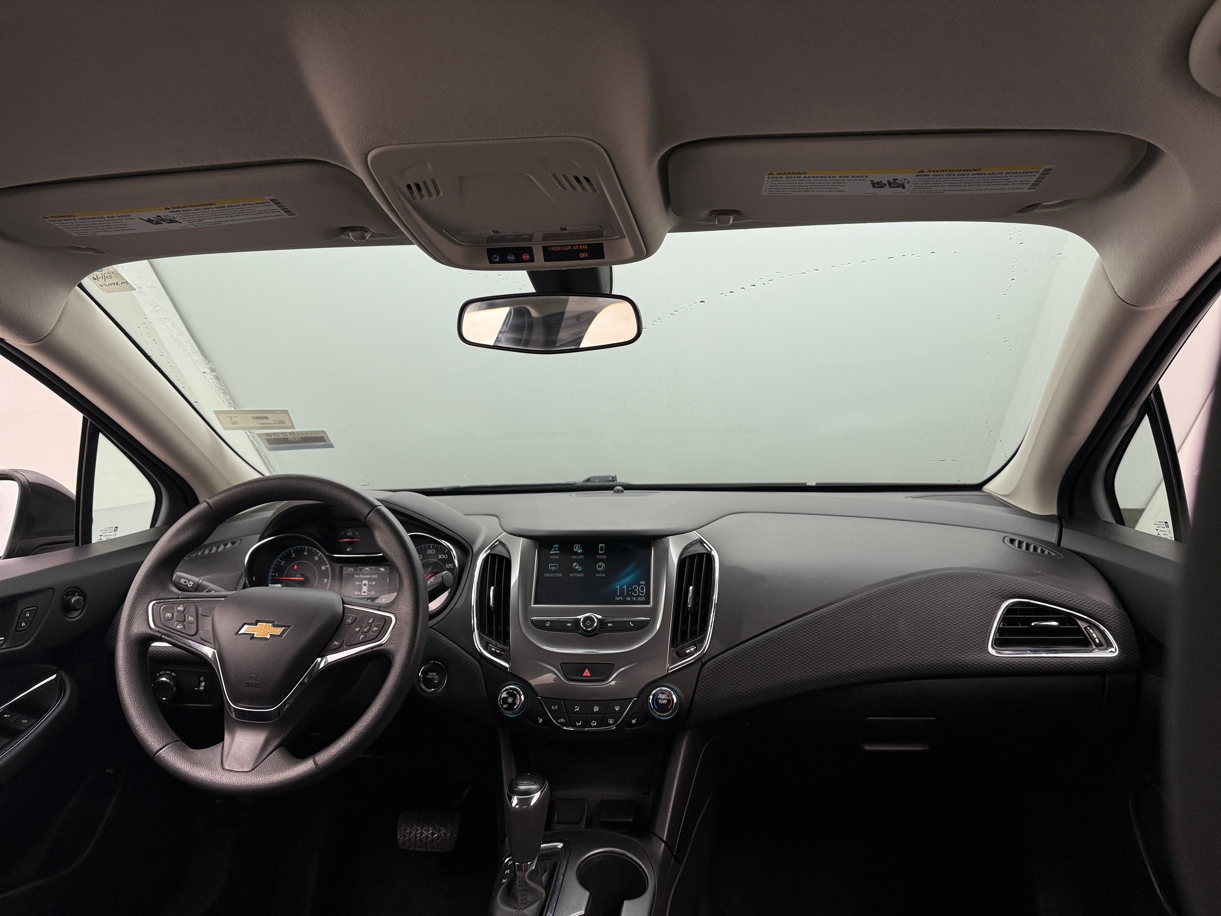 Thumbnail: 2016 Chevrolet Cruze - 3