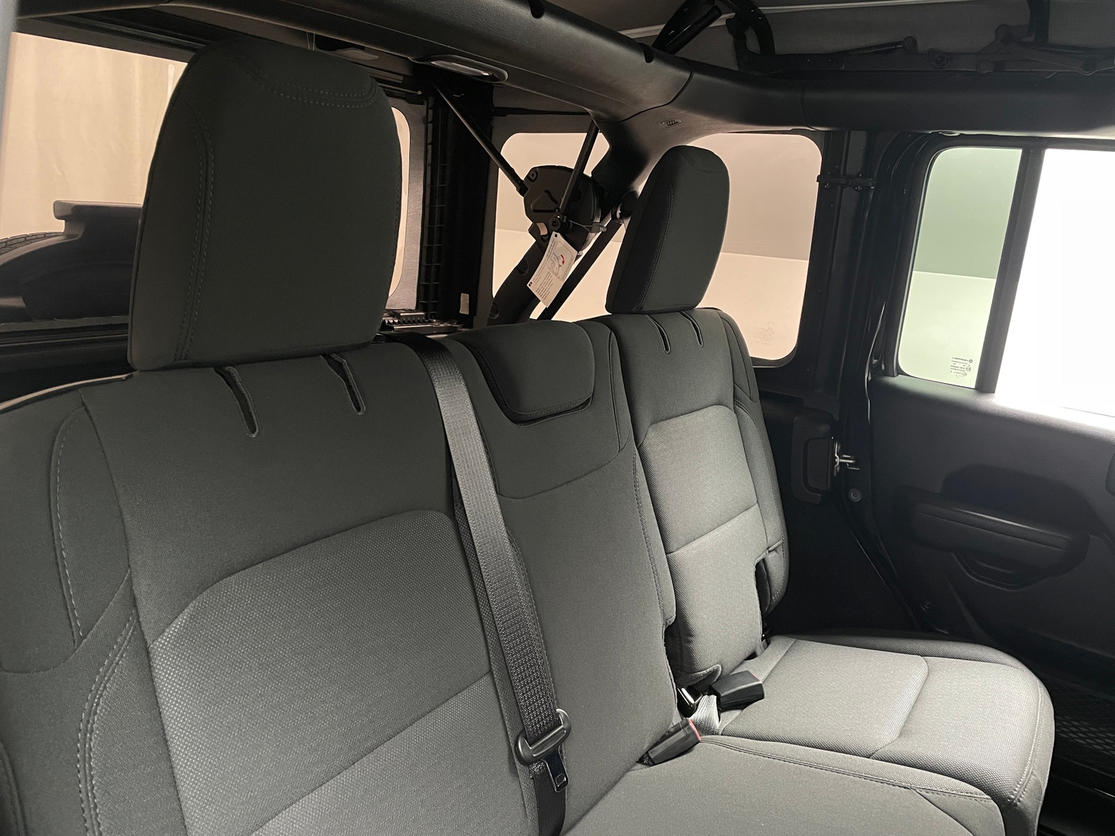 Thumbnail: 2023 Jeep Wrangler - 6