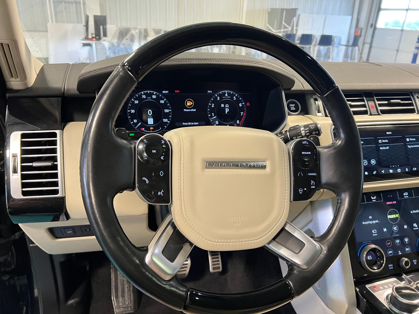 Thumbnail: 2022 Land Rover Range Rover - 4