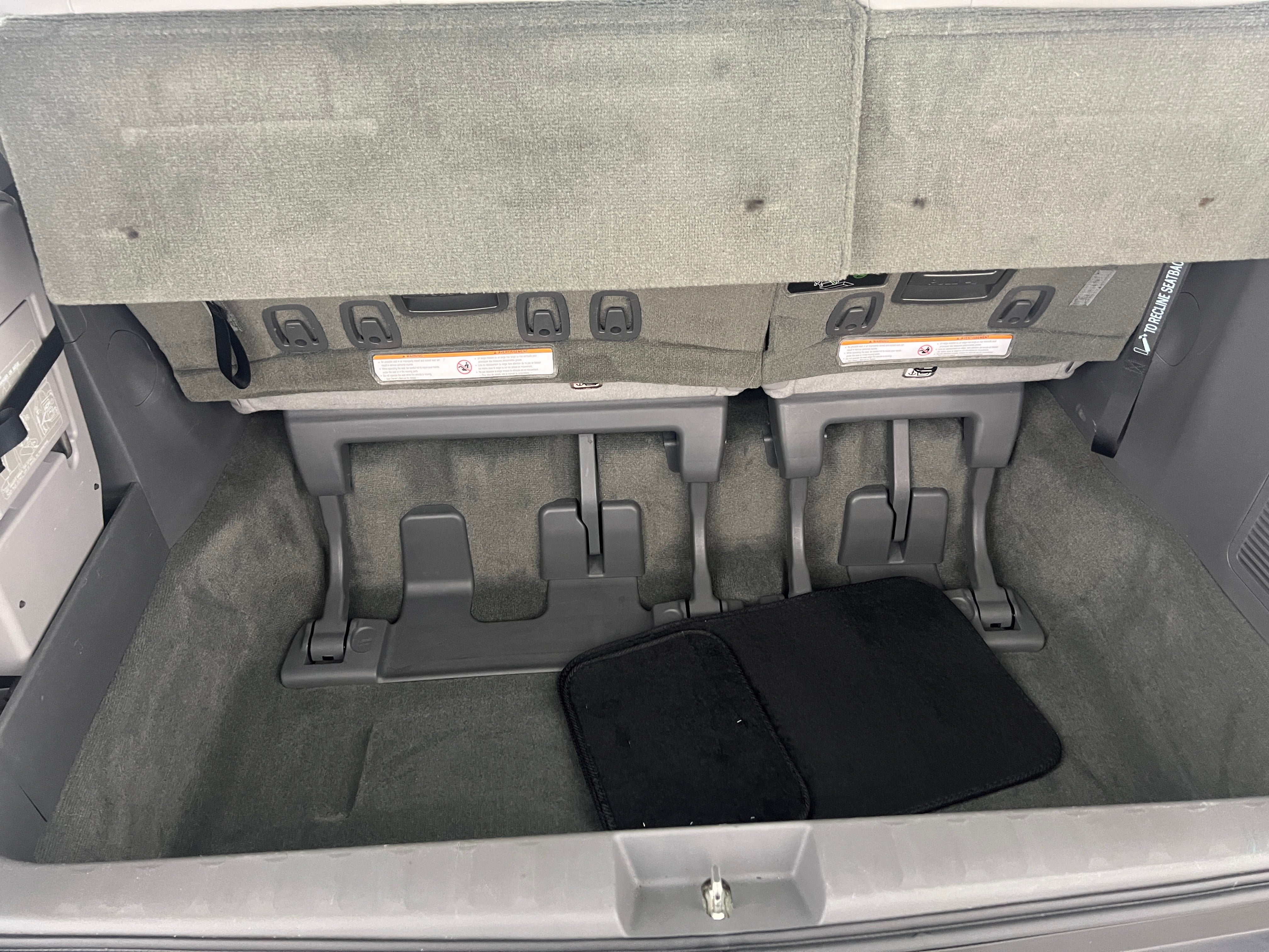 Thumbnail: 2017 Toyota Sienna - 6