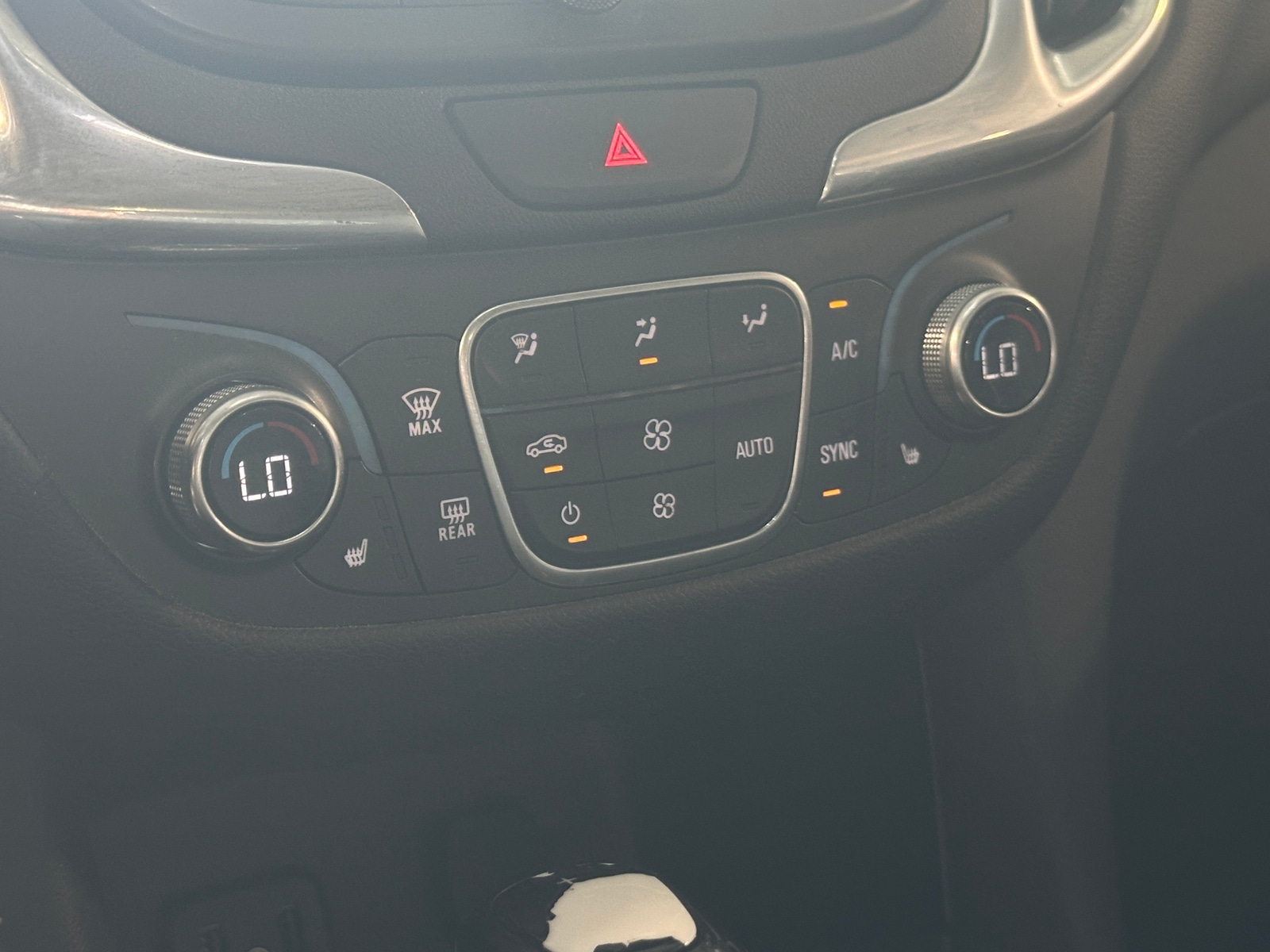Thumbnail: 2018 Chevrolet Equinox - 4