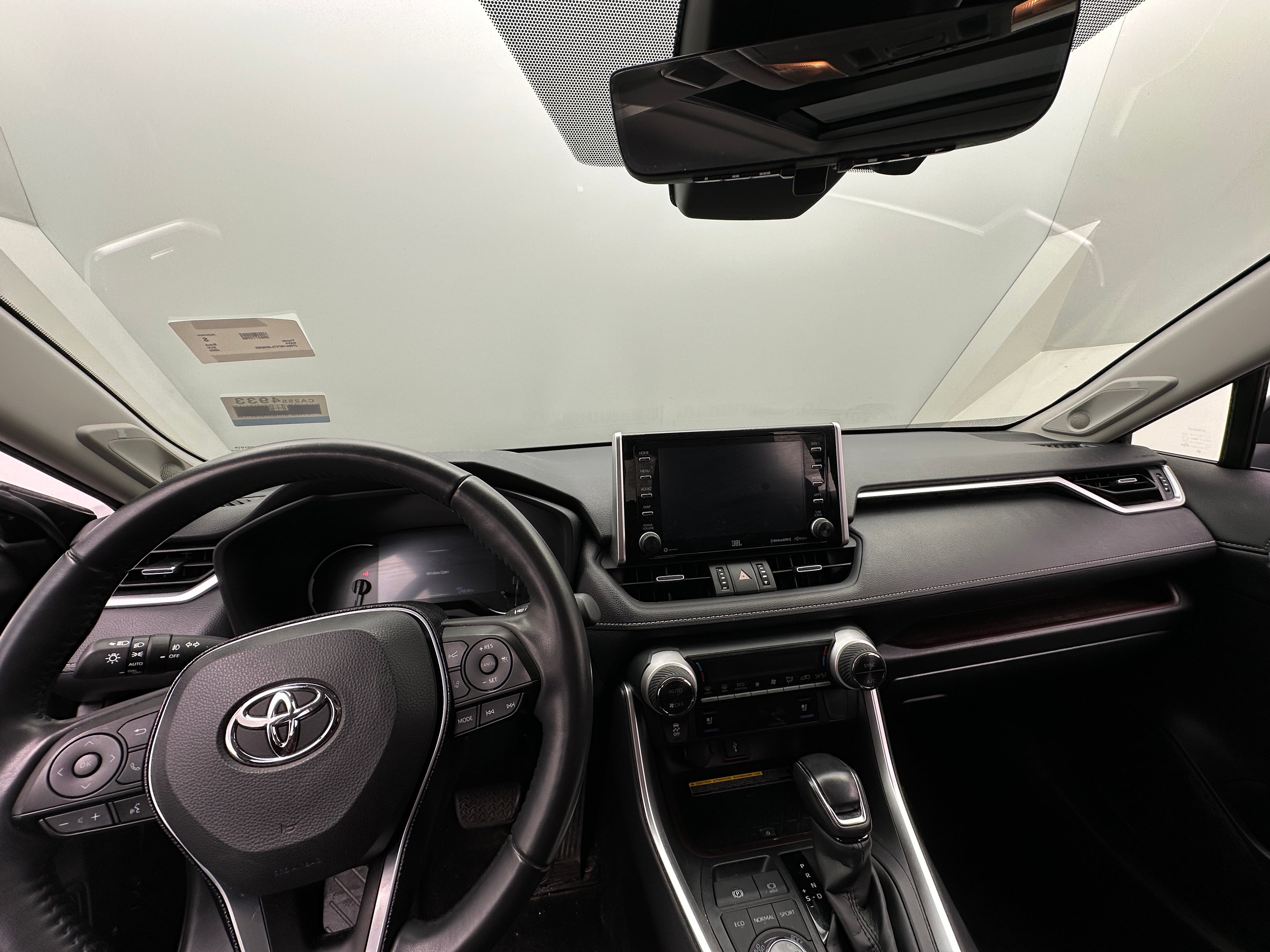Thumbnail: 2020 Toyota RAV4 - 2
