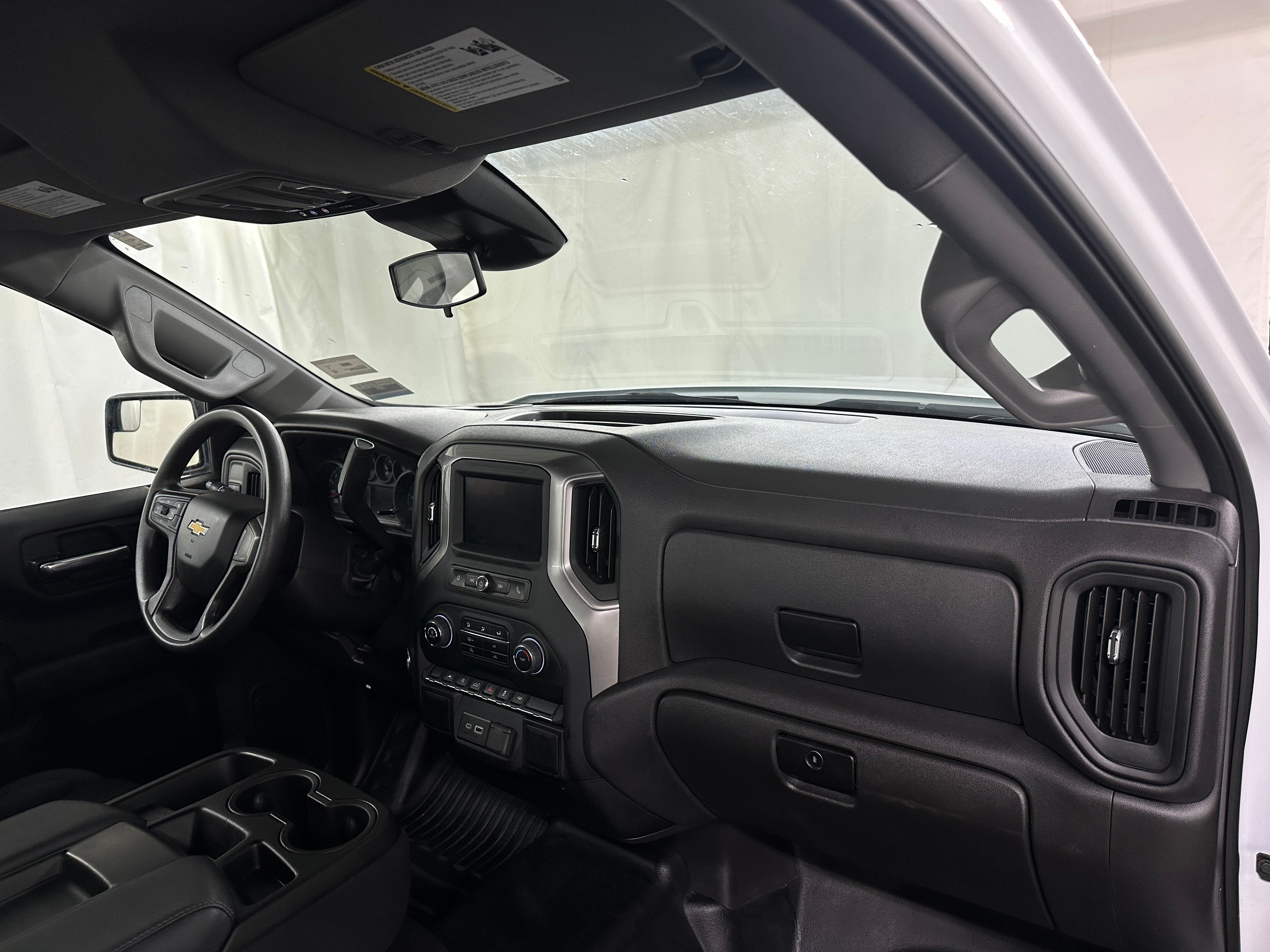 2024 Chevrolet Silverado 1500 Work Truck 3
