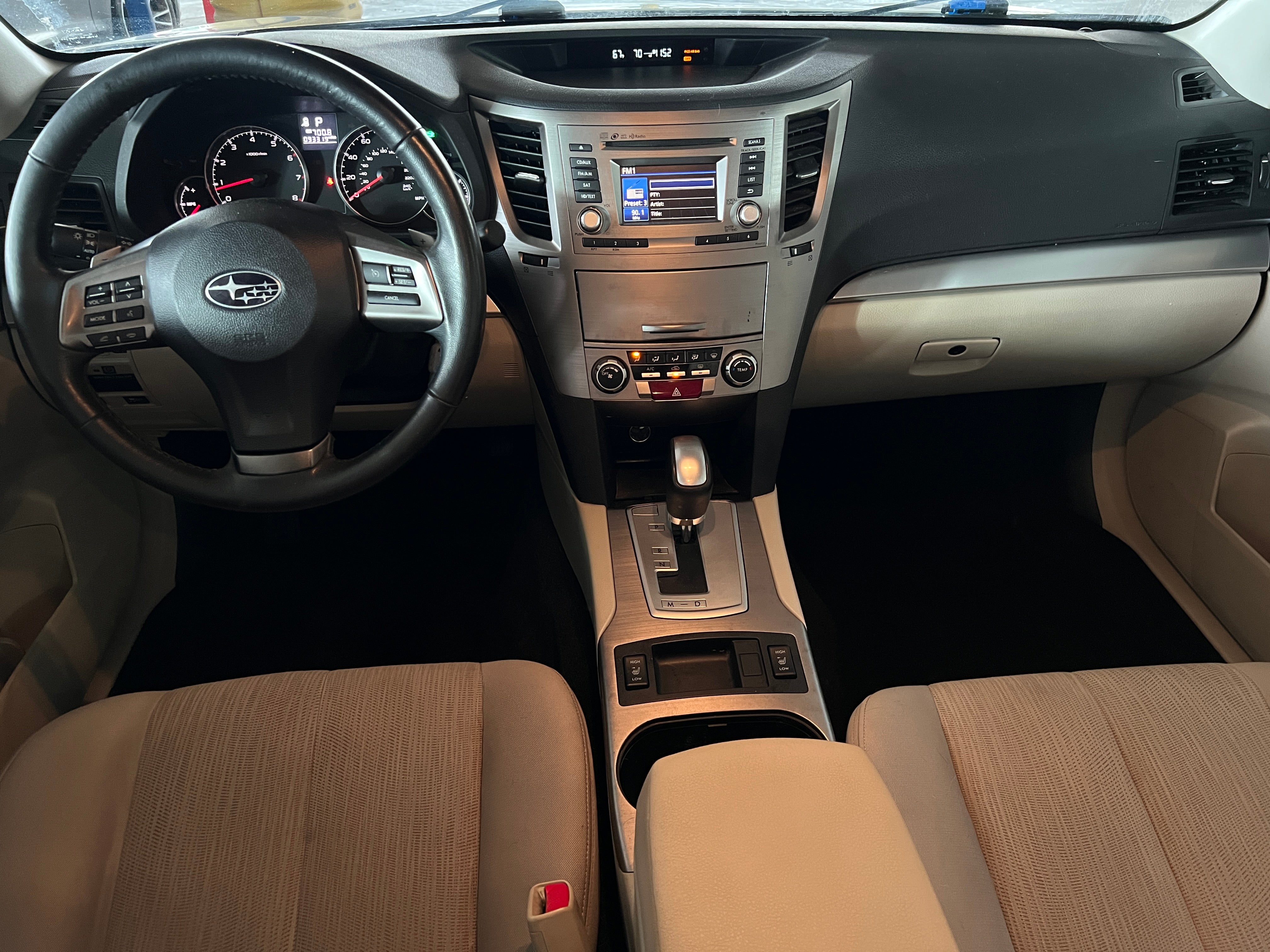 2014 Subaru Outback Premium 3