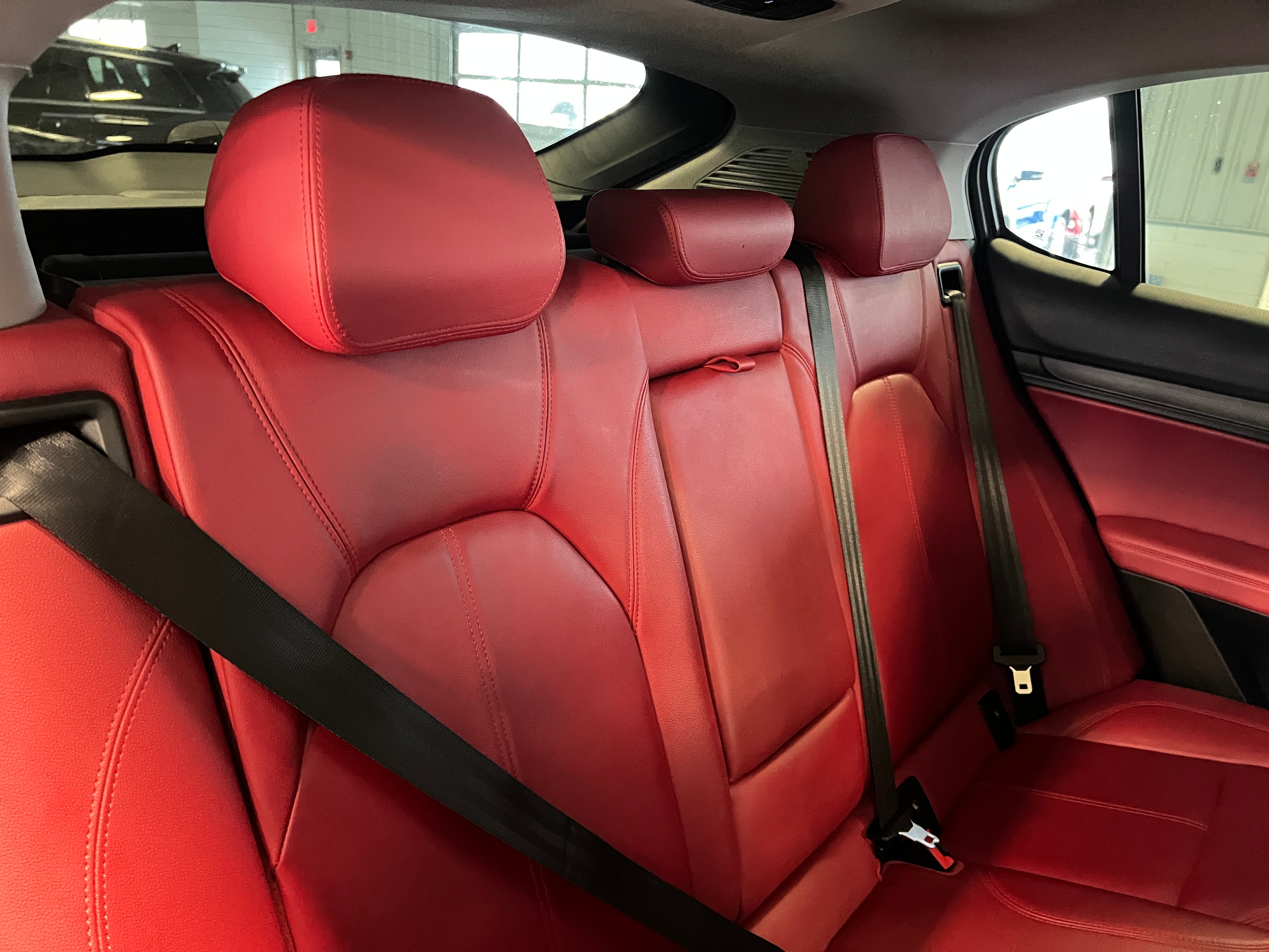 2020 Alfa Romeo Stelvio Ti 5