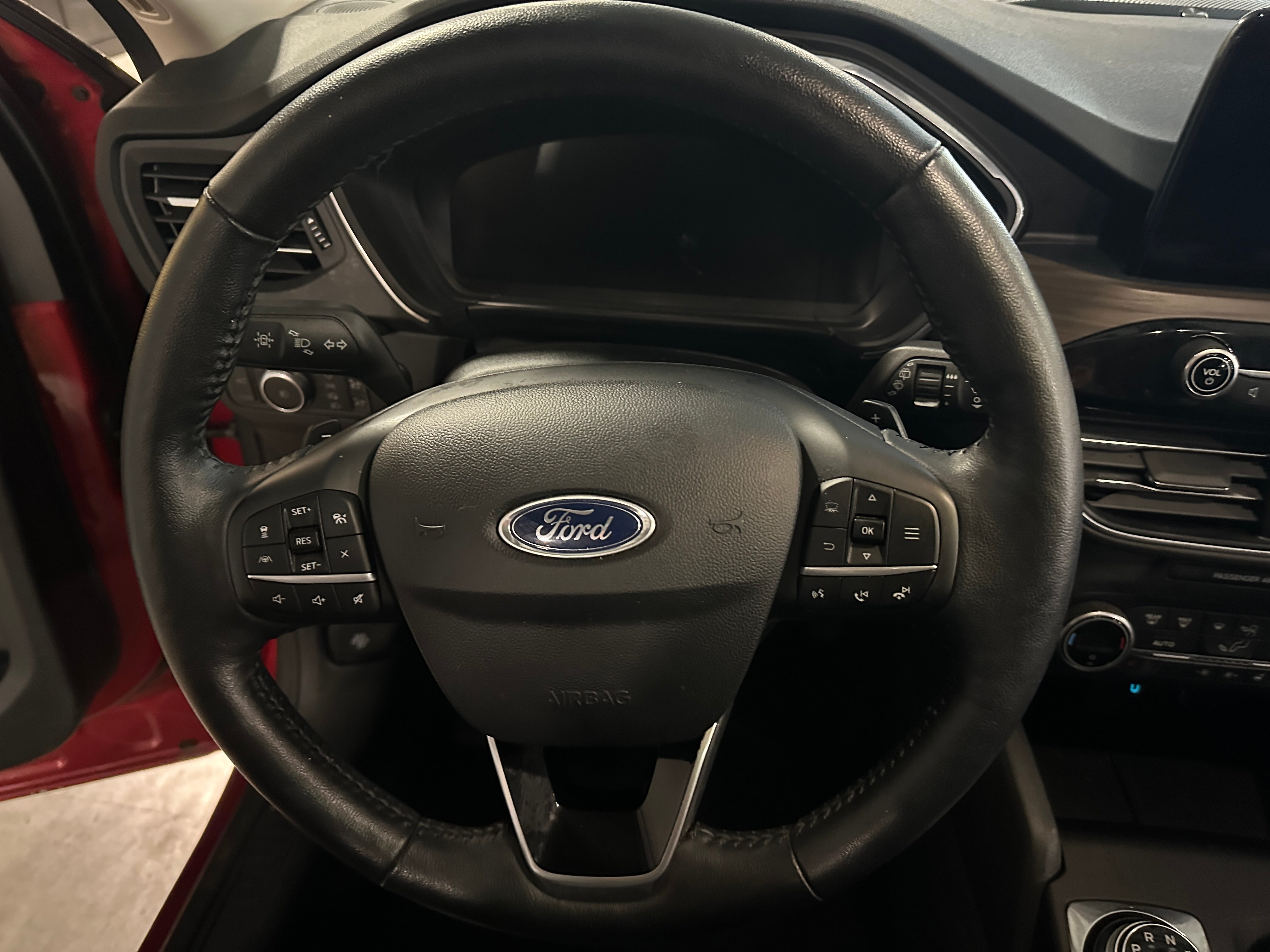 Thumbnail: 2020 Ford Escape - 4