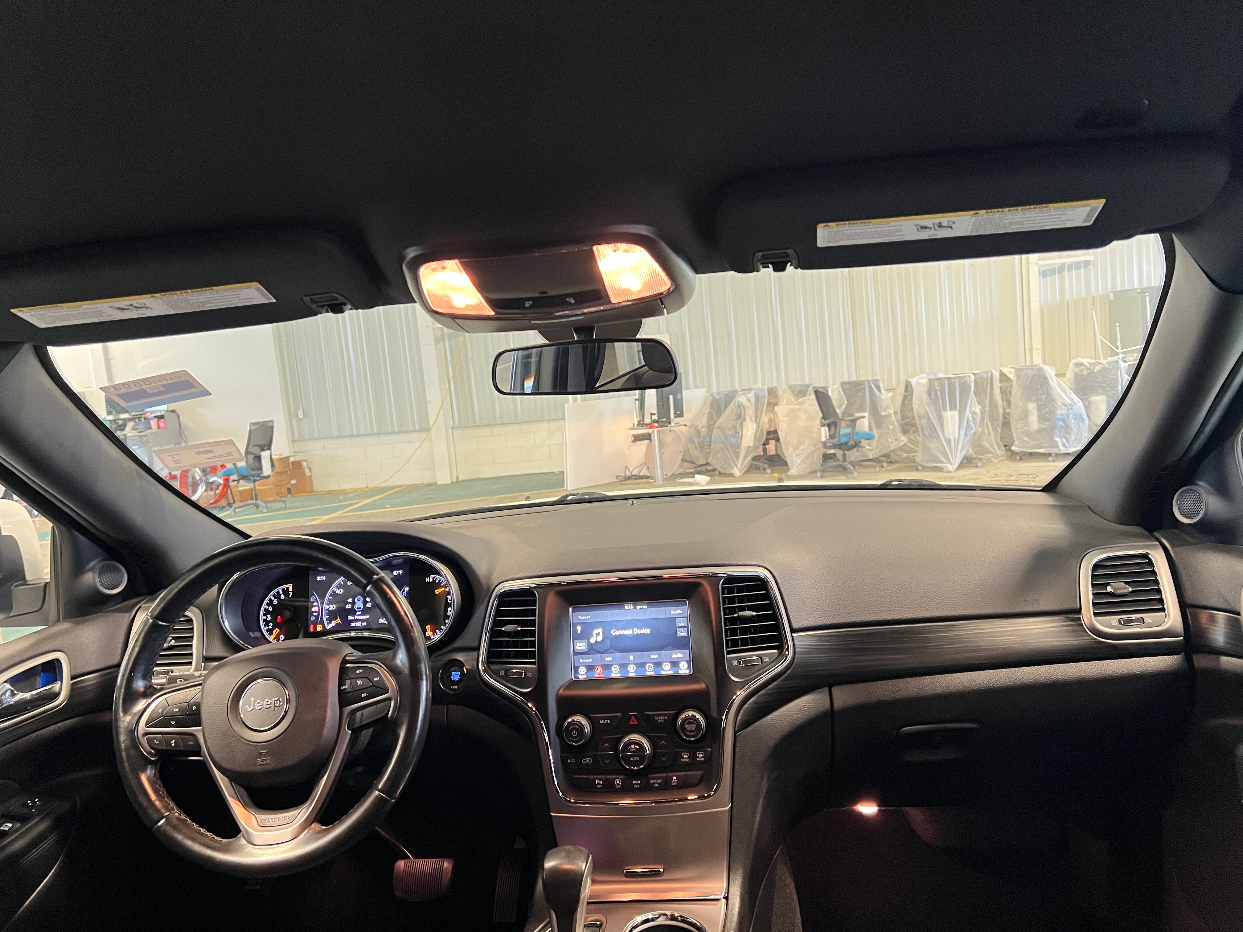 2020 Jeep Grand Cherokee Laredo 3