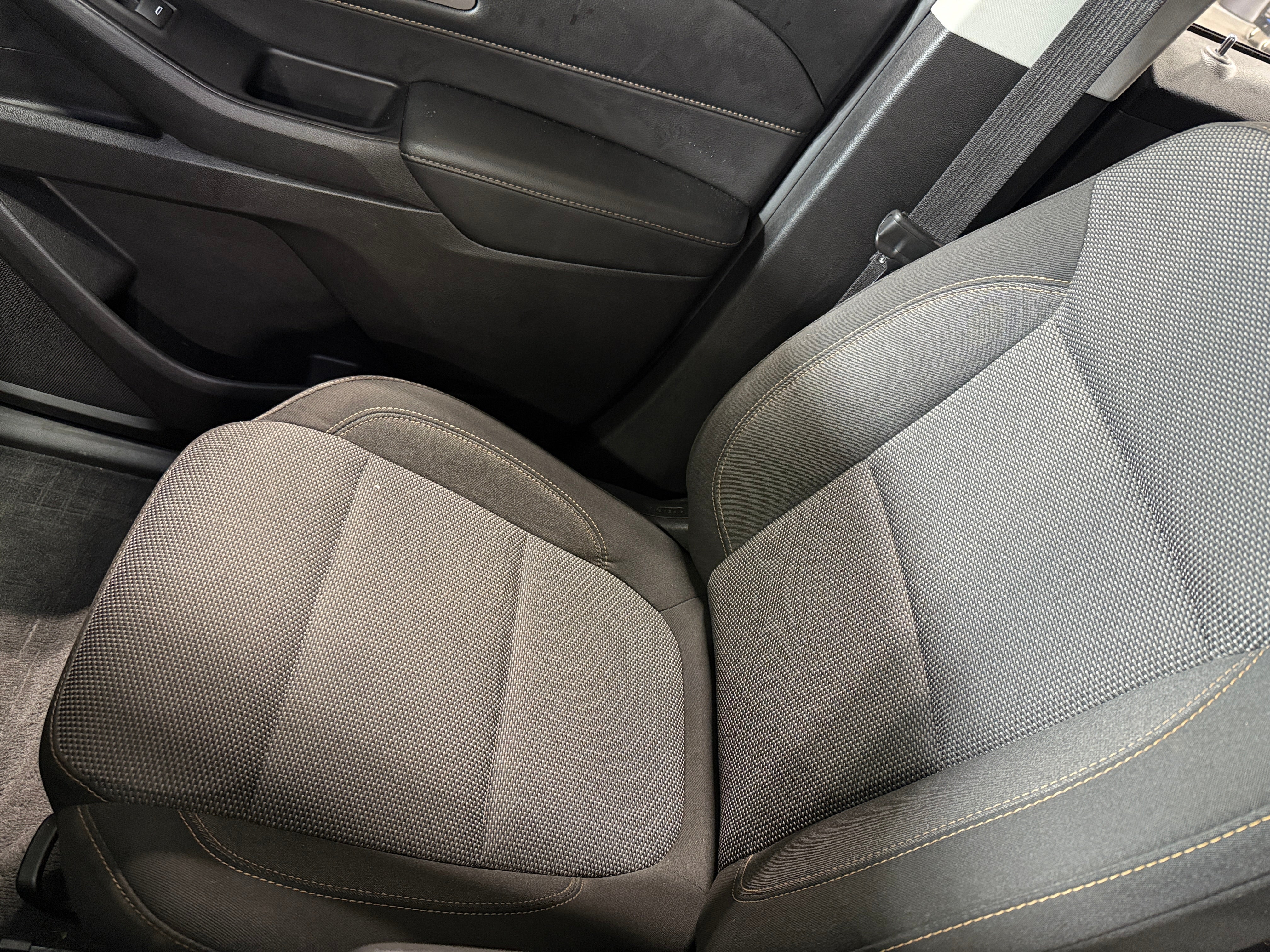 2019 Chevrolet Traverse LS 2