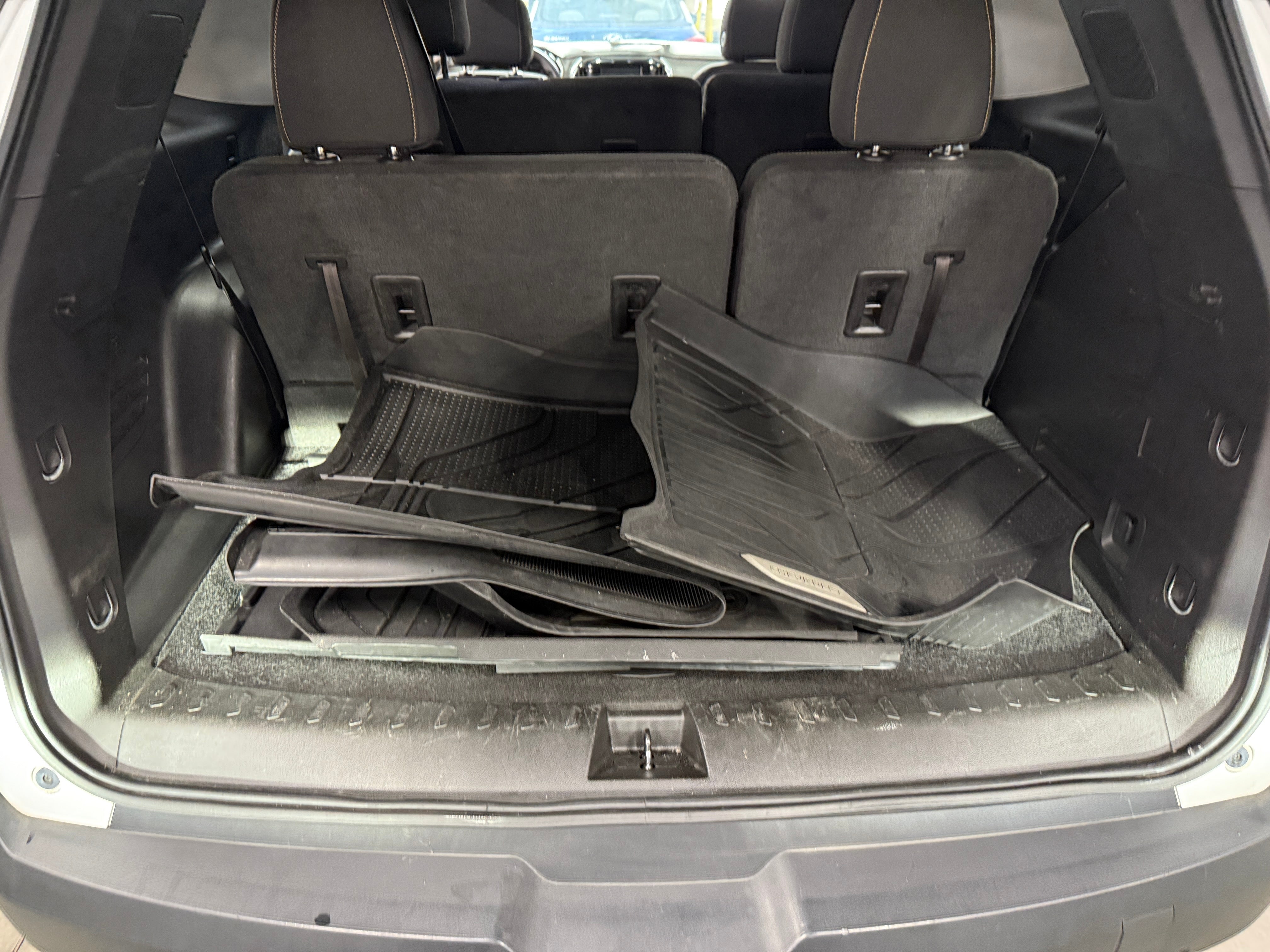 2019 Chevrolet Traverse LS 7