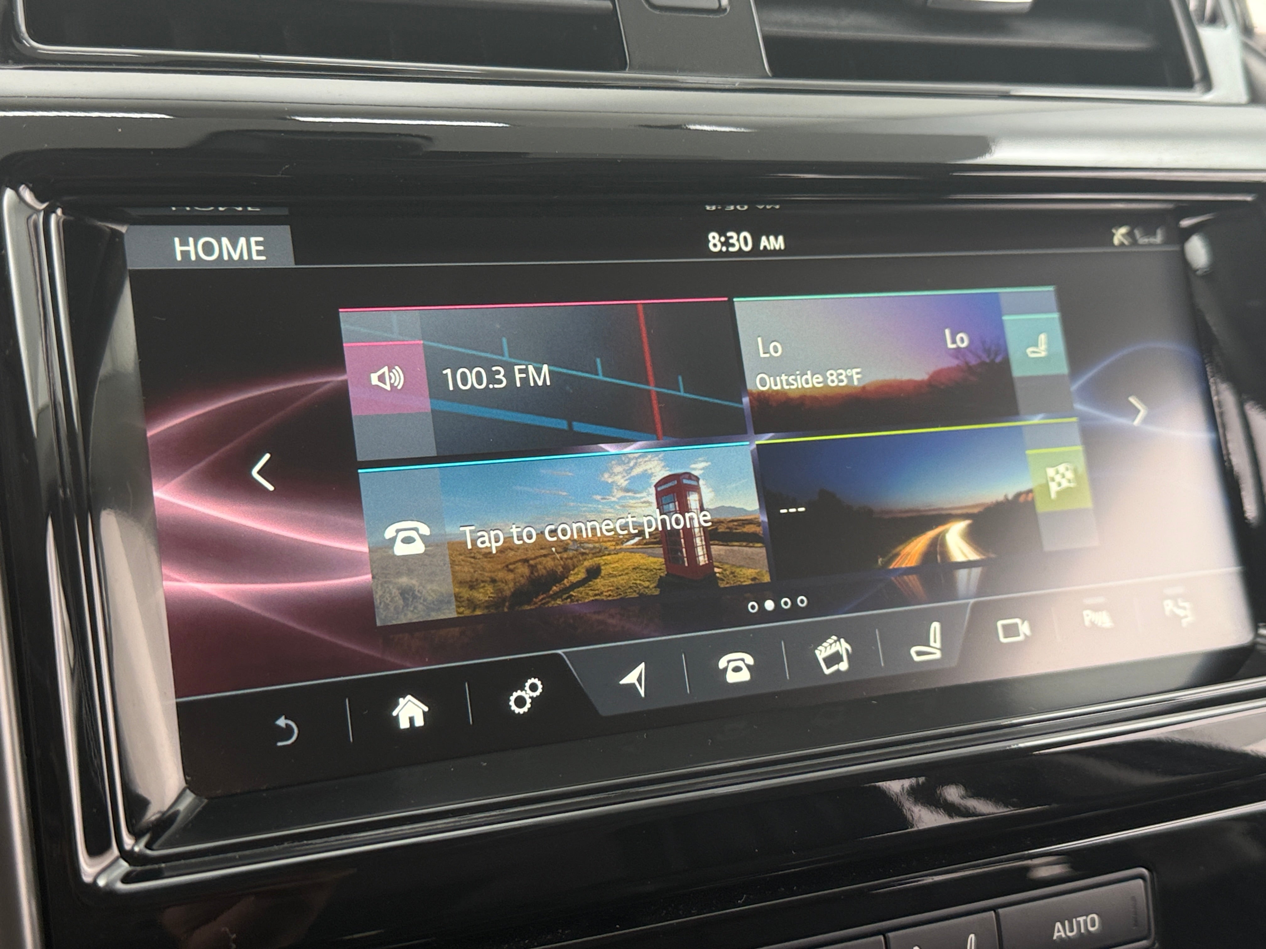 Thumbnail: 2017 Land Rover Discovery - 3
