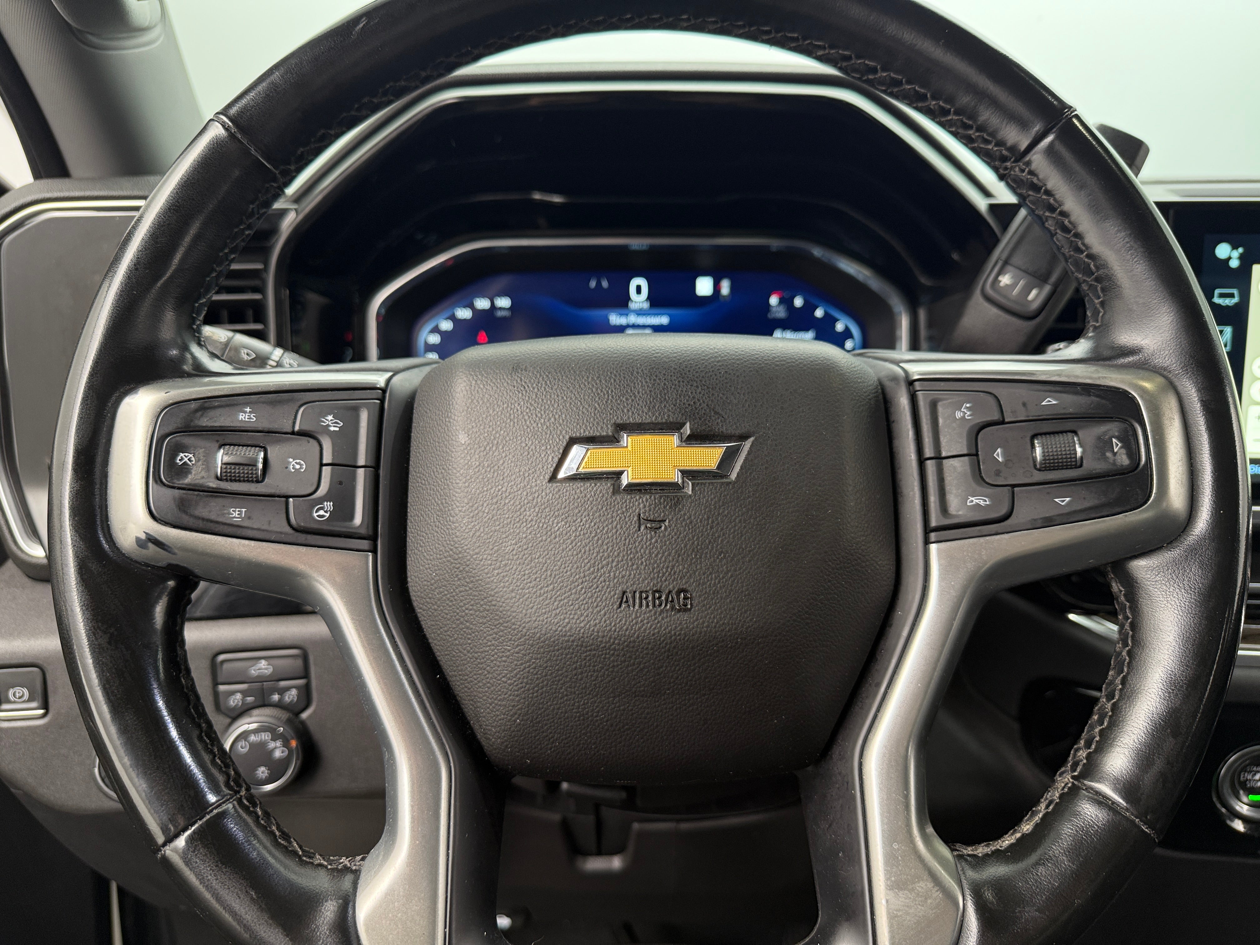 Thumbnail: 2023 Chevrolet Silverado 1500 - 5