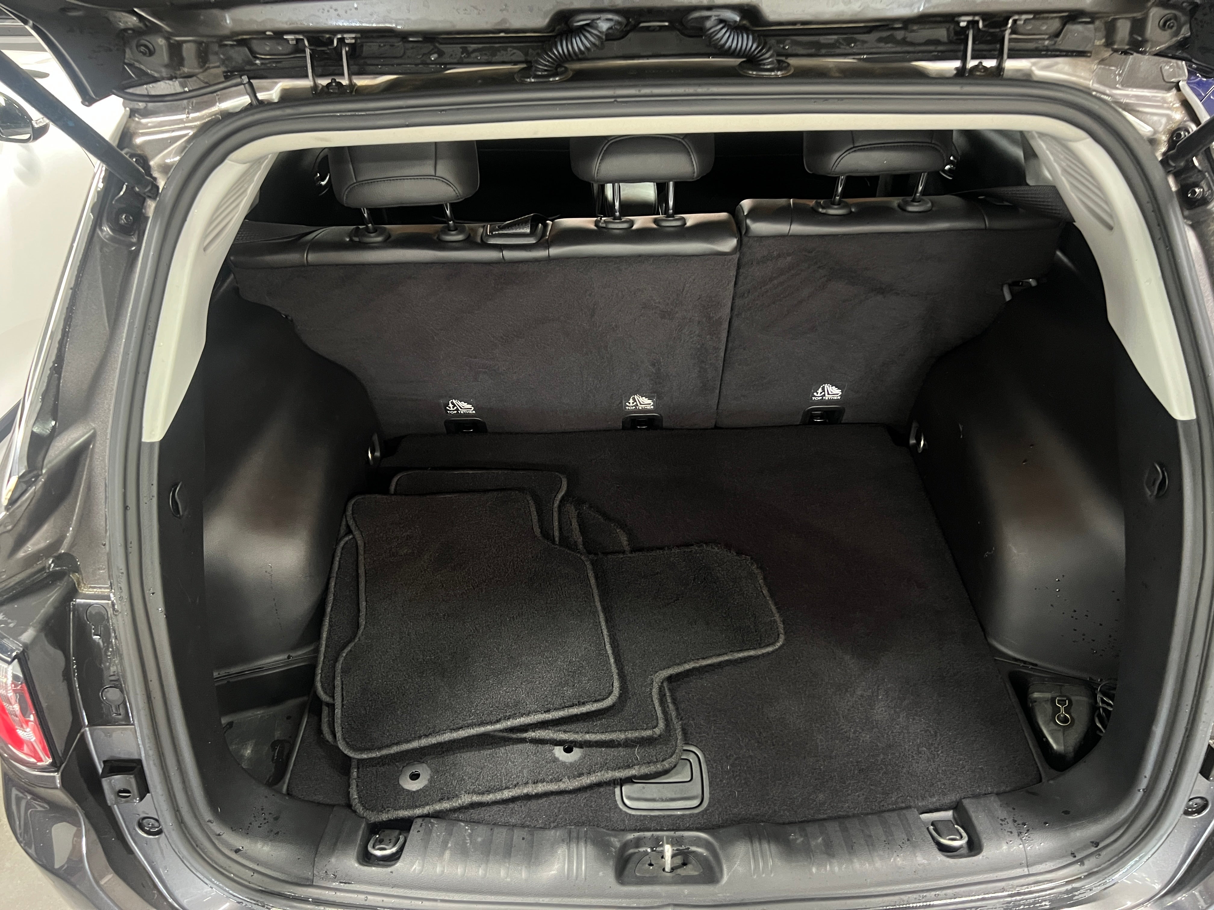 Thumbnail: 2017 Jeep Compass - 7