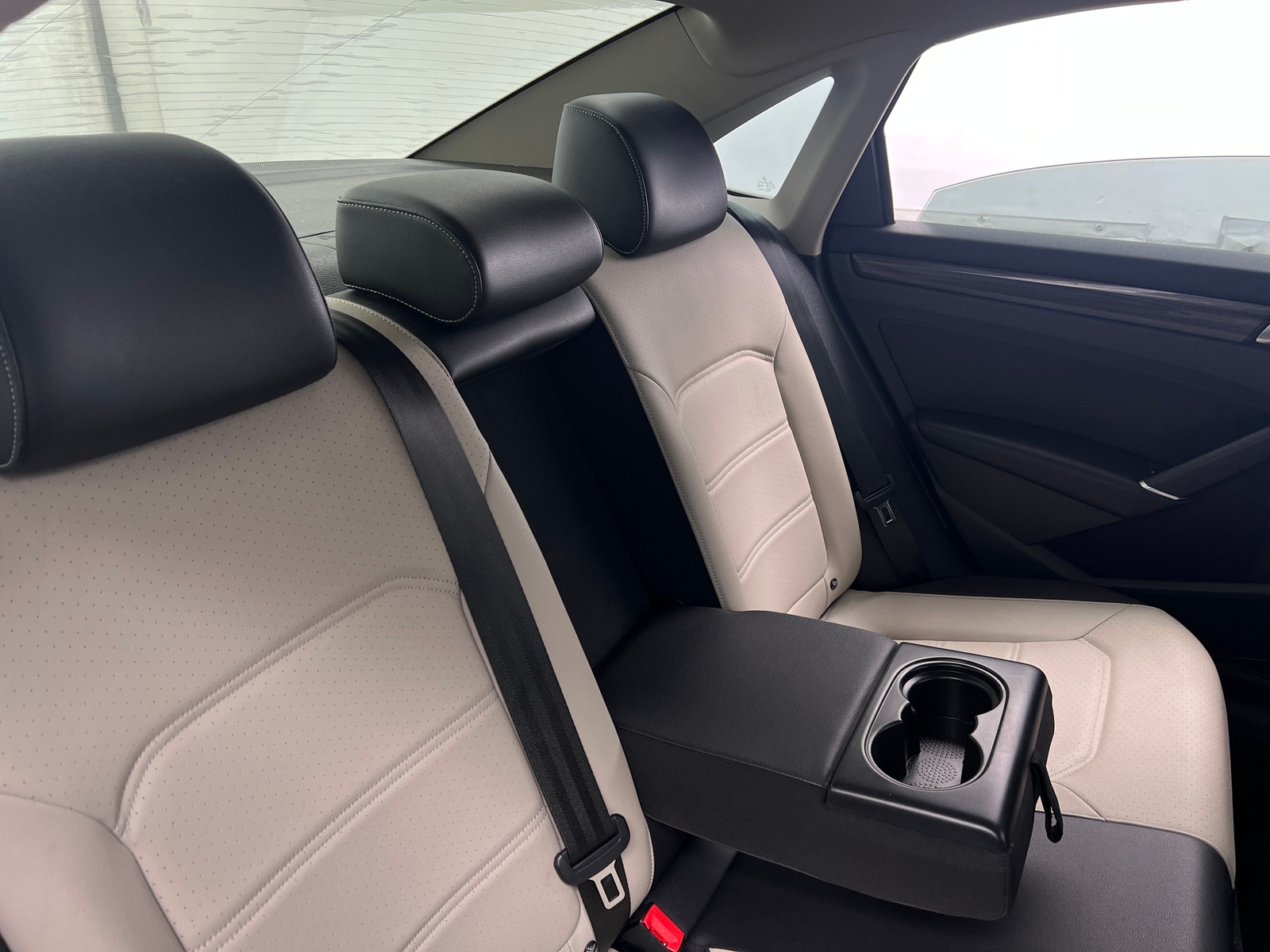 Thumbnail: 2020 Volkswagen Passat - 5