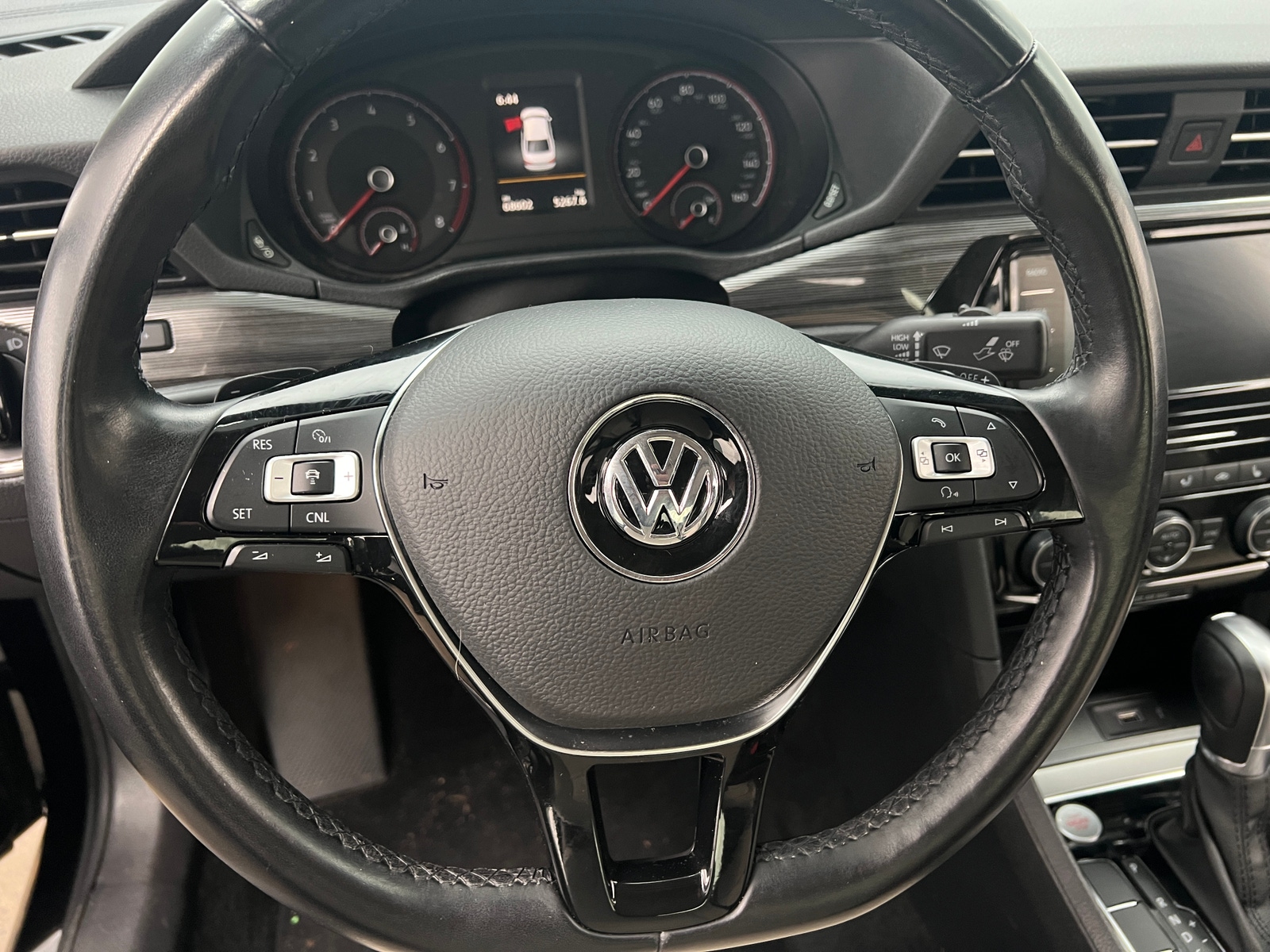 Thumbnail: 2020 Volkswagen Passat - 4