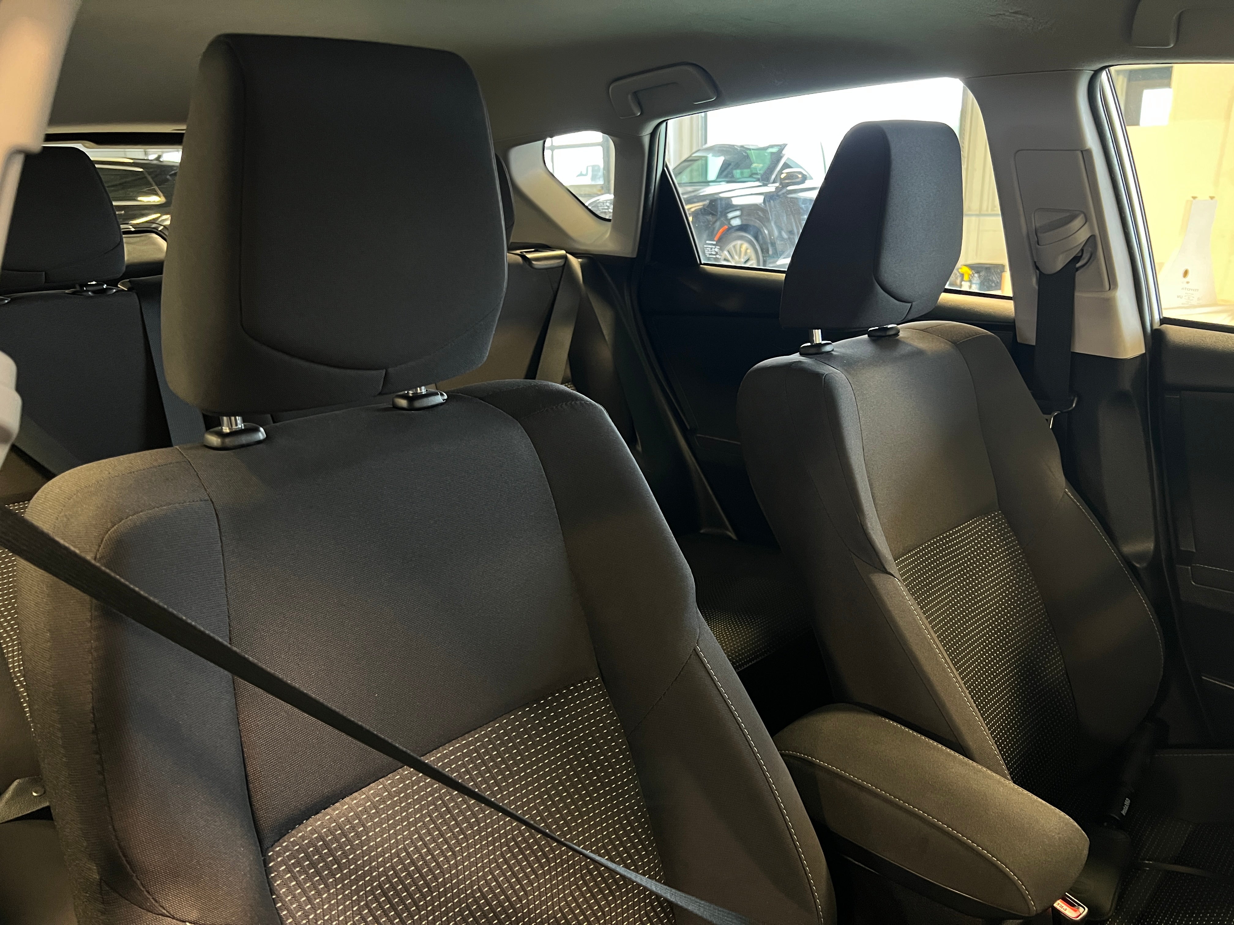 2017 Toyota Corolla iM Base 2
