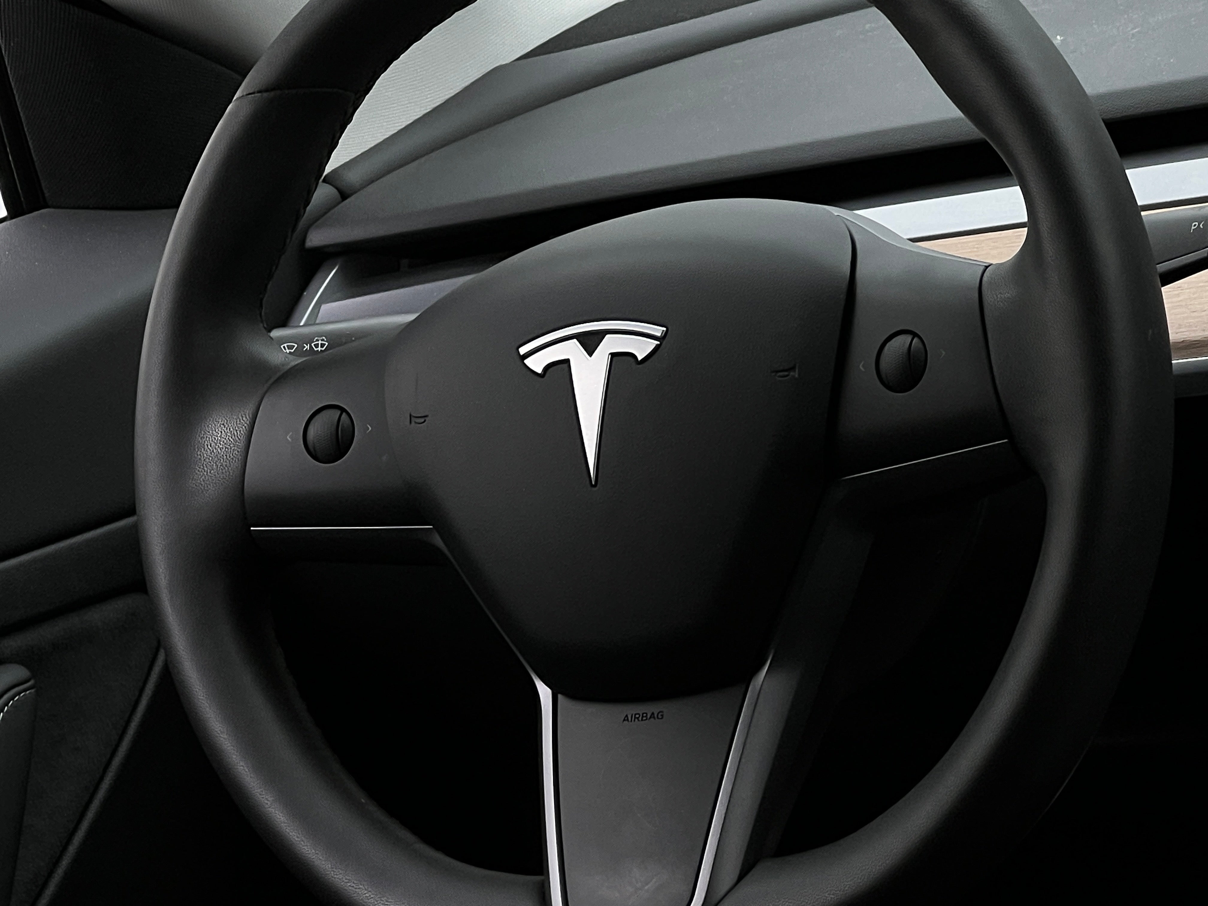 2020 Tesla Model 3 Standard Range 4