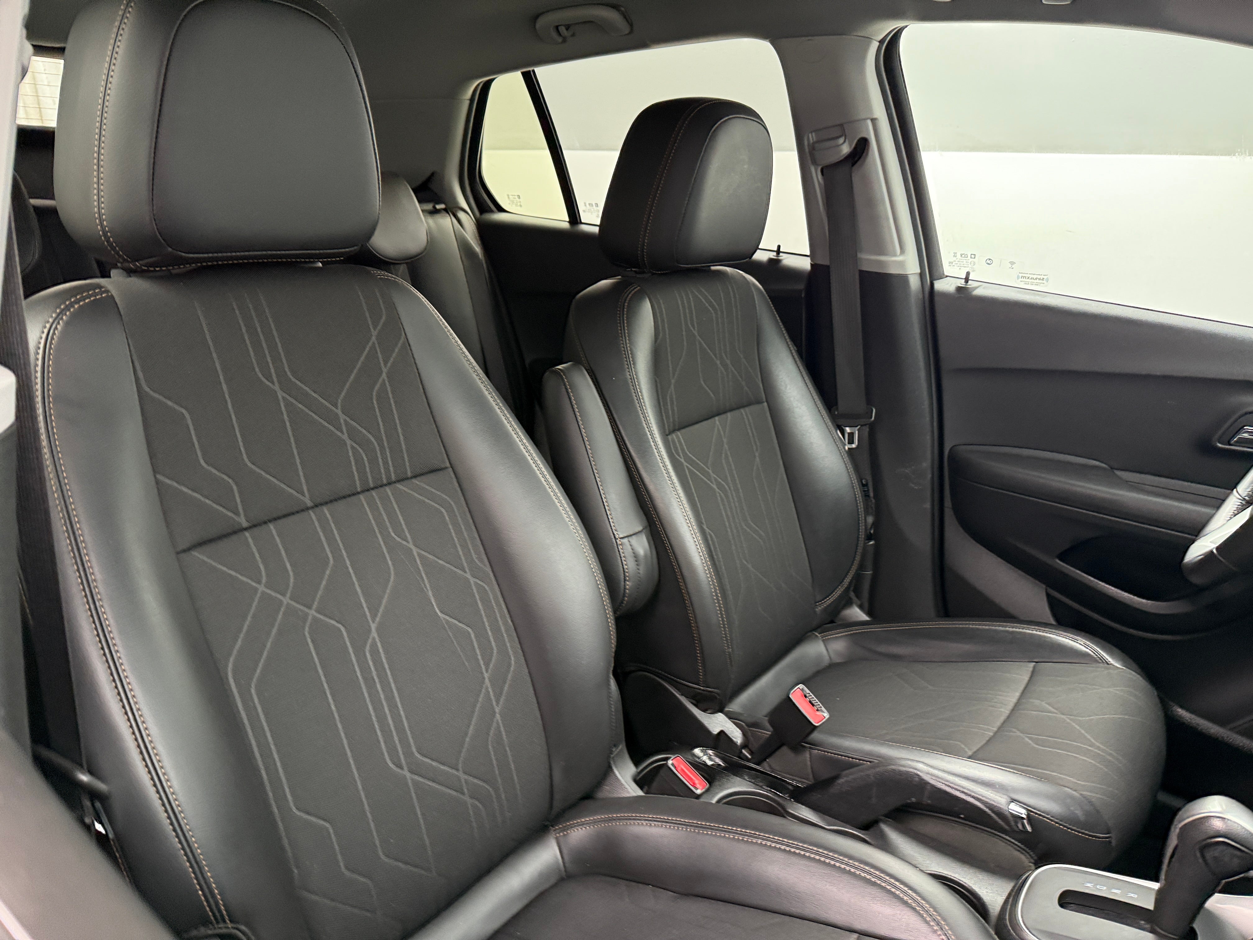2019 Chevrolet Trax LT 2