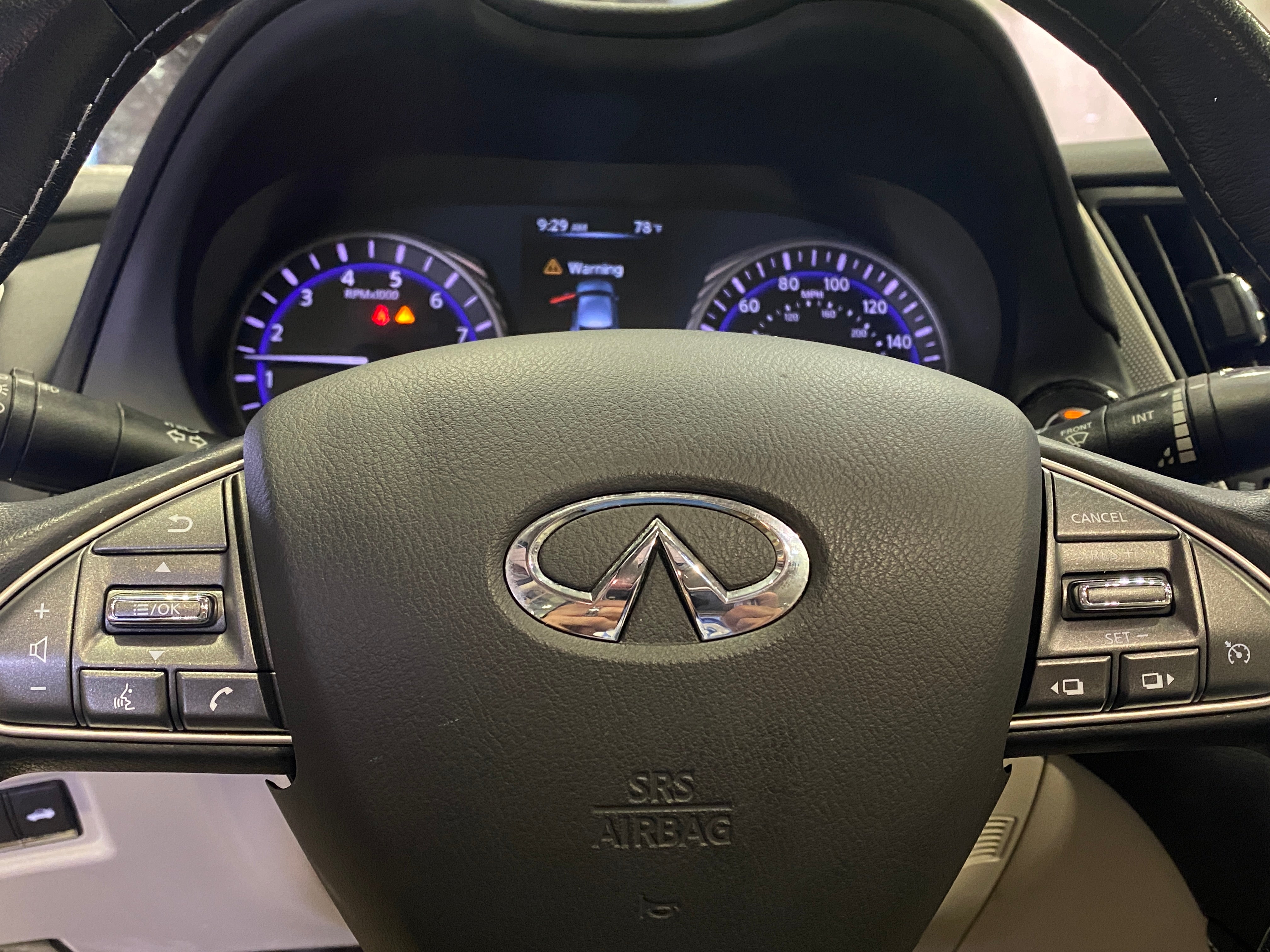 Thumbnail: 2015 INFINITI Q50 - 5