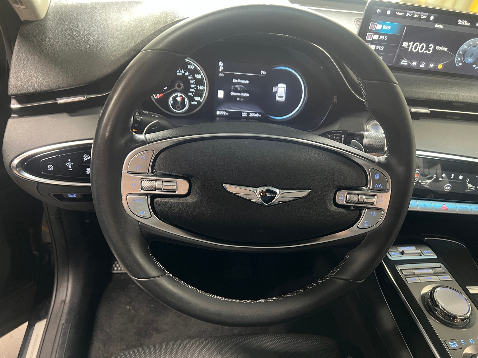 Thumbnail: 2022 Genesis GV70 - 4