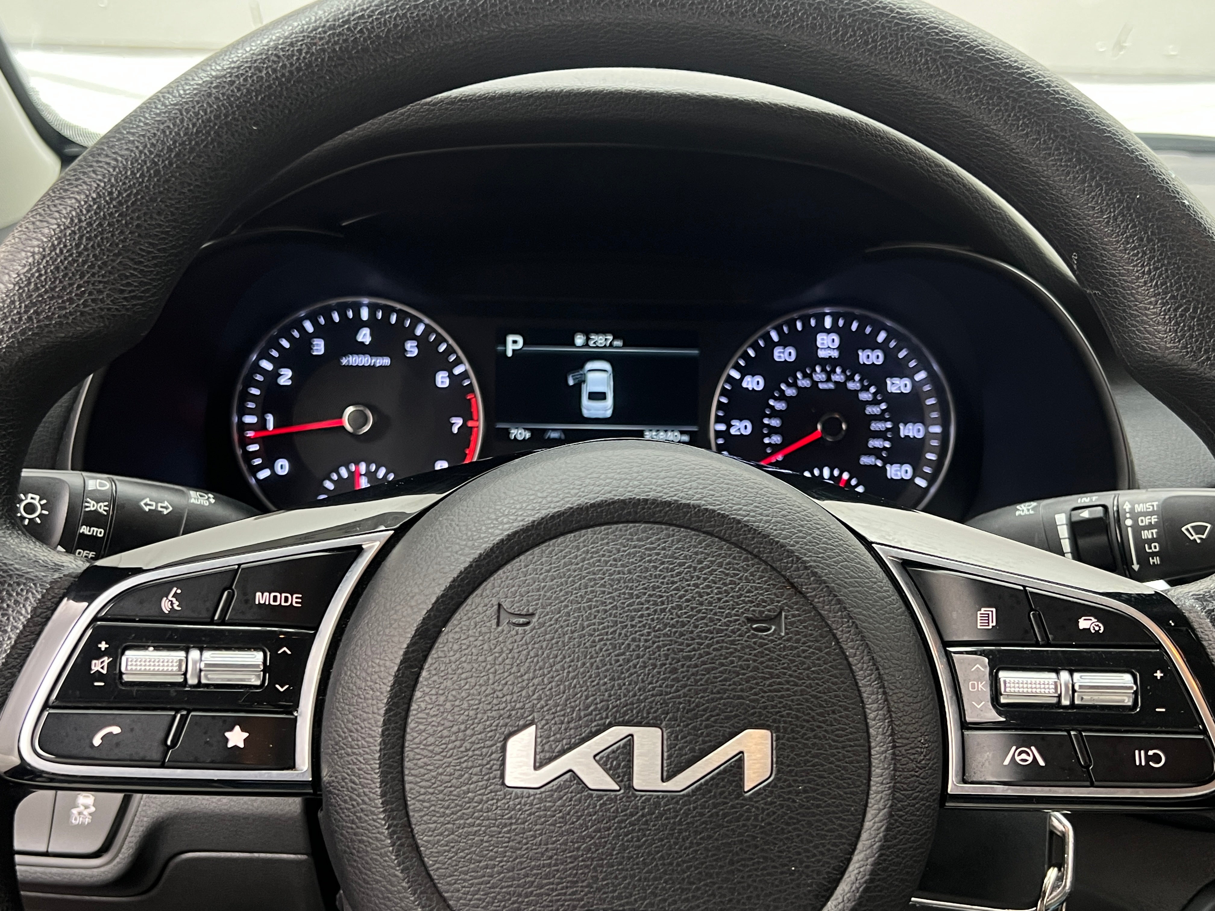 Thumbnail: 2023 Kia Forte - 5