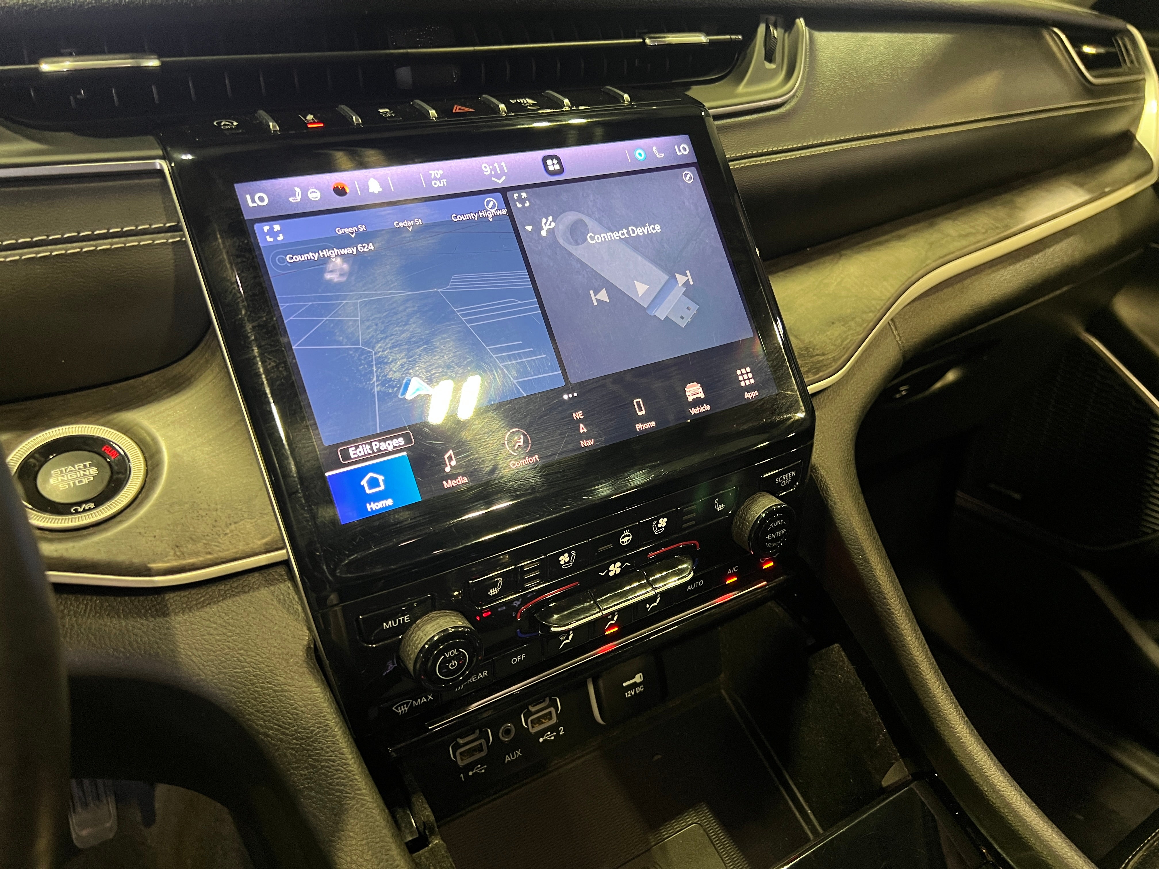 2021 Jeep Grand Cherokee L Limited Edition 3