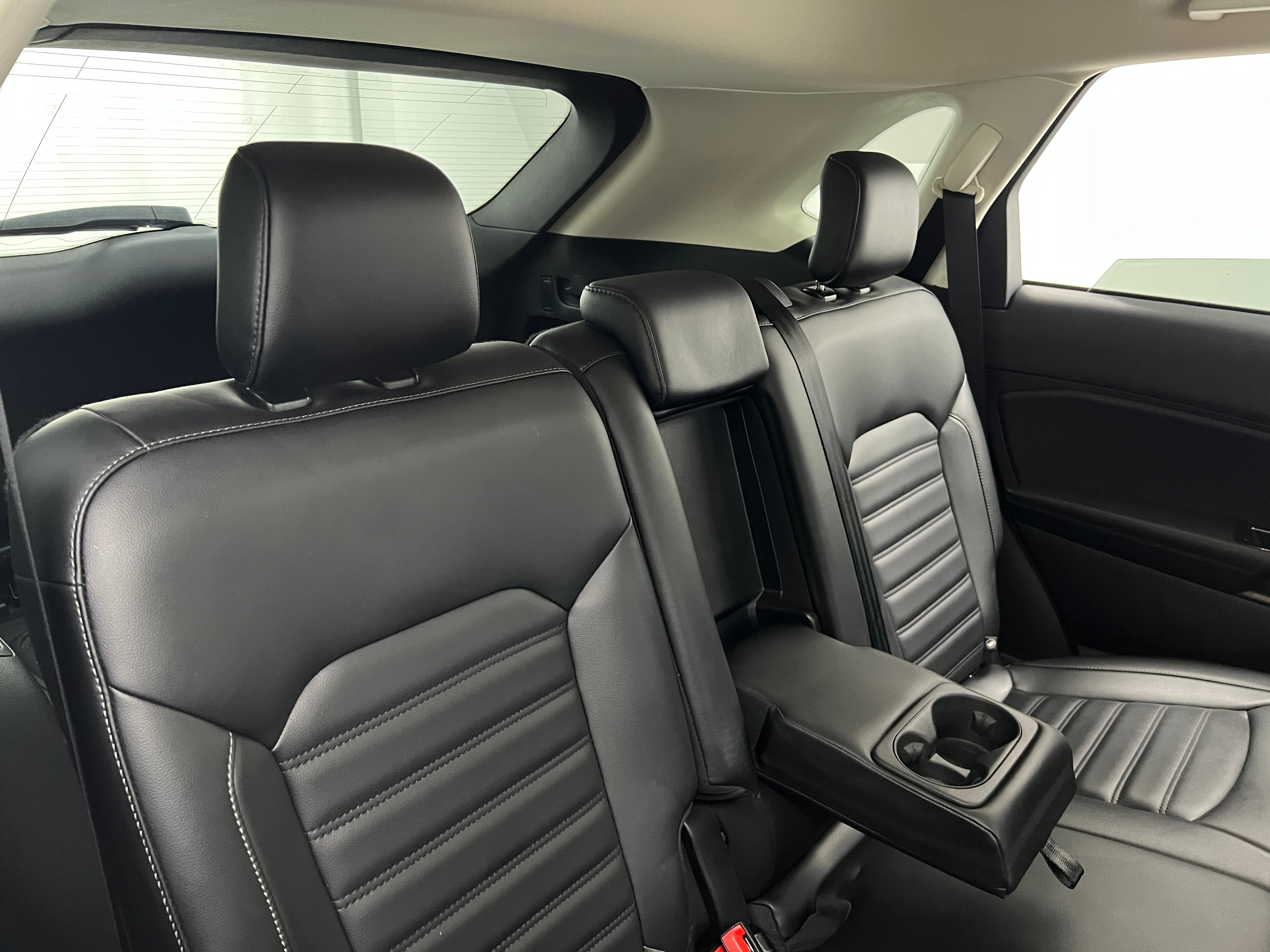 2019 Ford Edge SEL 5
