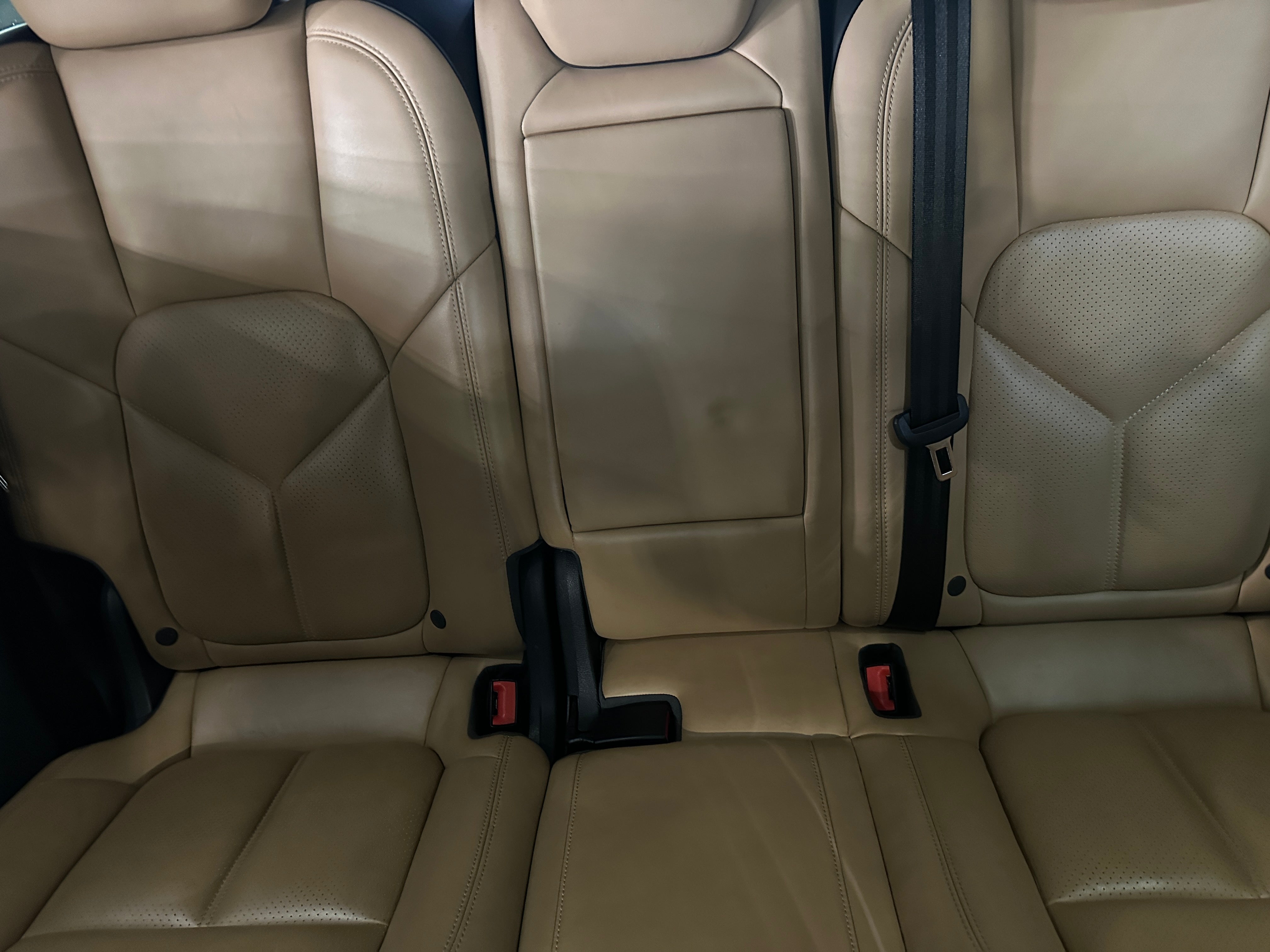 2016 Porsche Cayenne Base 5
