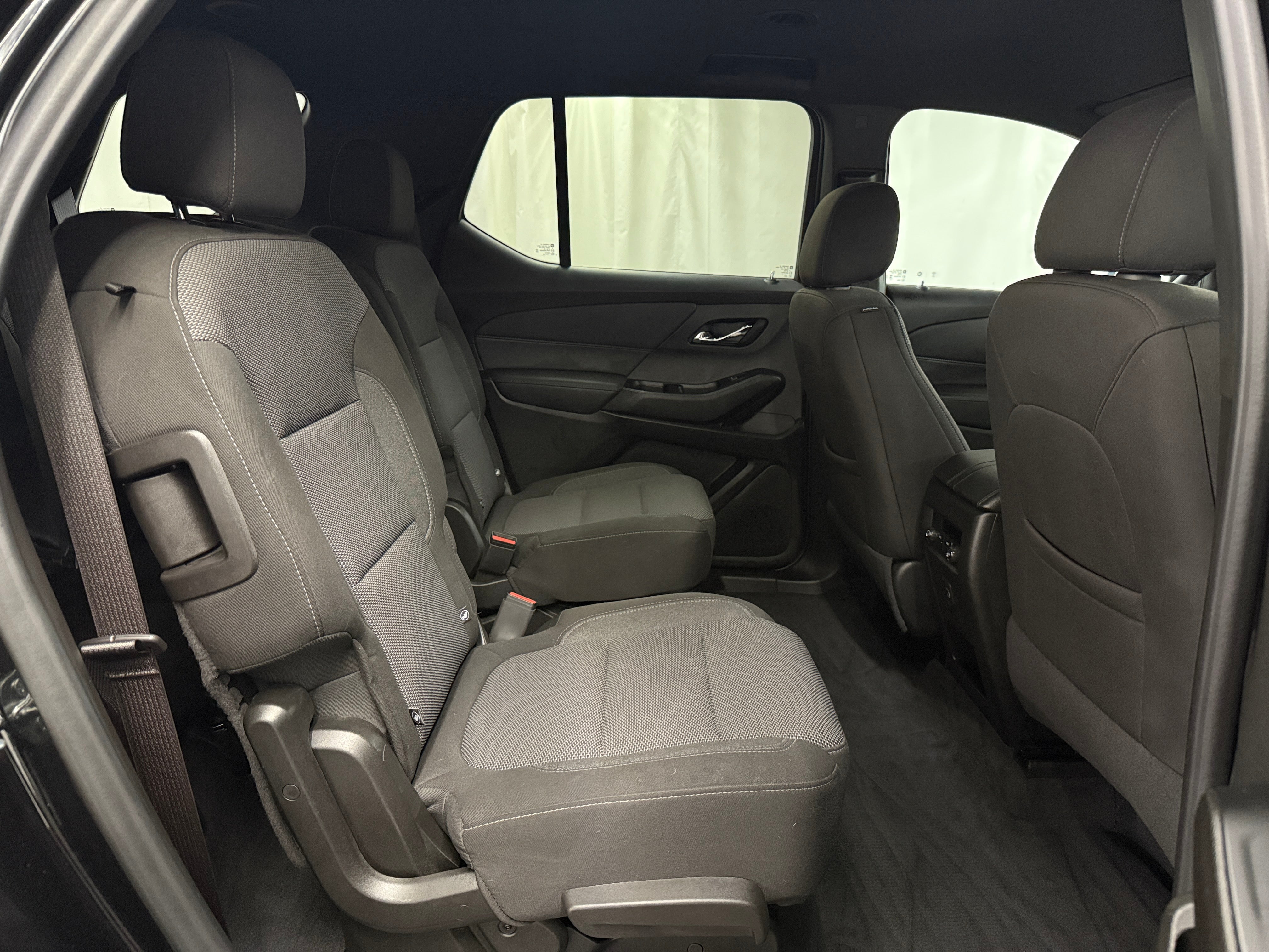 Thumbnail: 2023 Chevrolet Traverse - 6