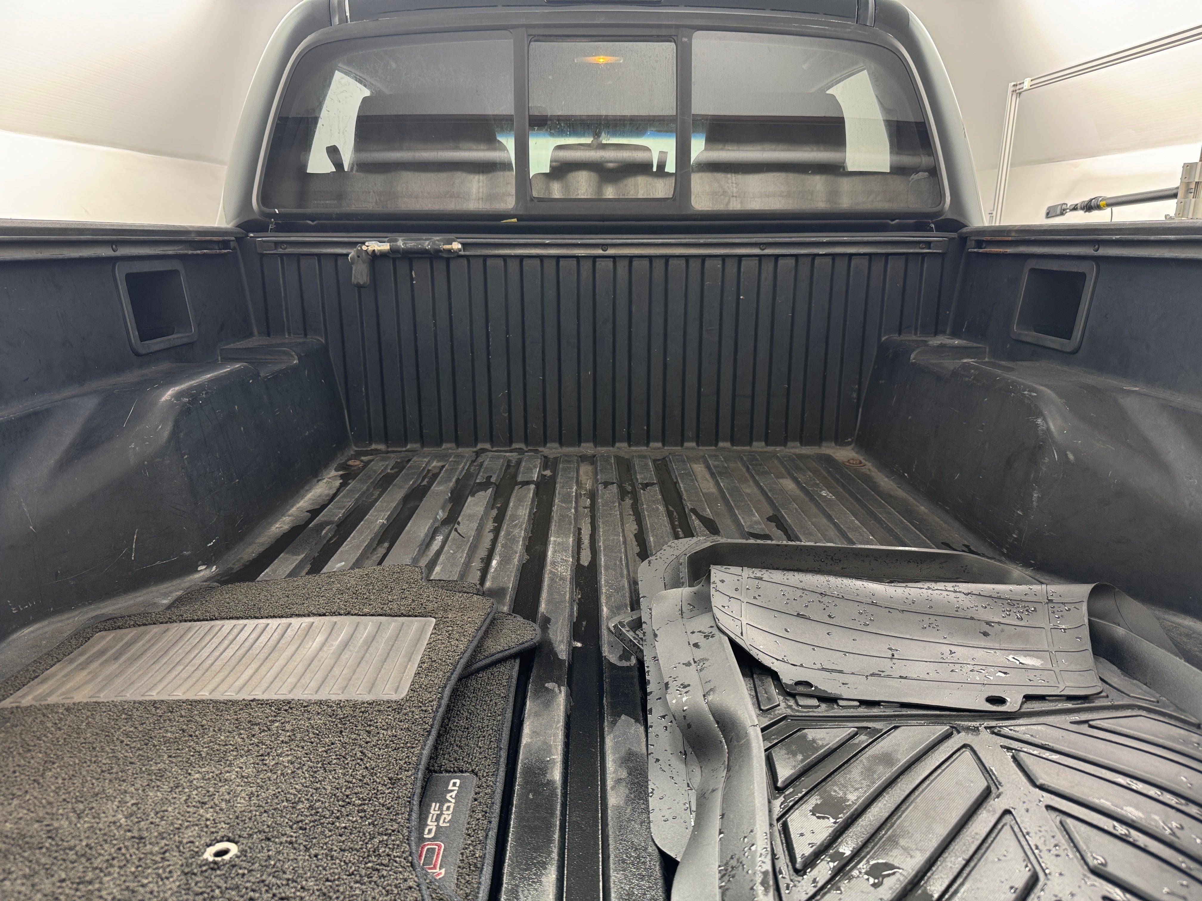 Thumbnail: 2010 Toyota Tacoma - 7