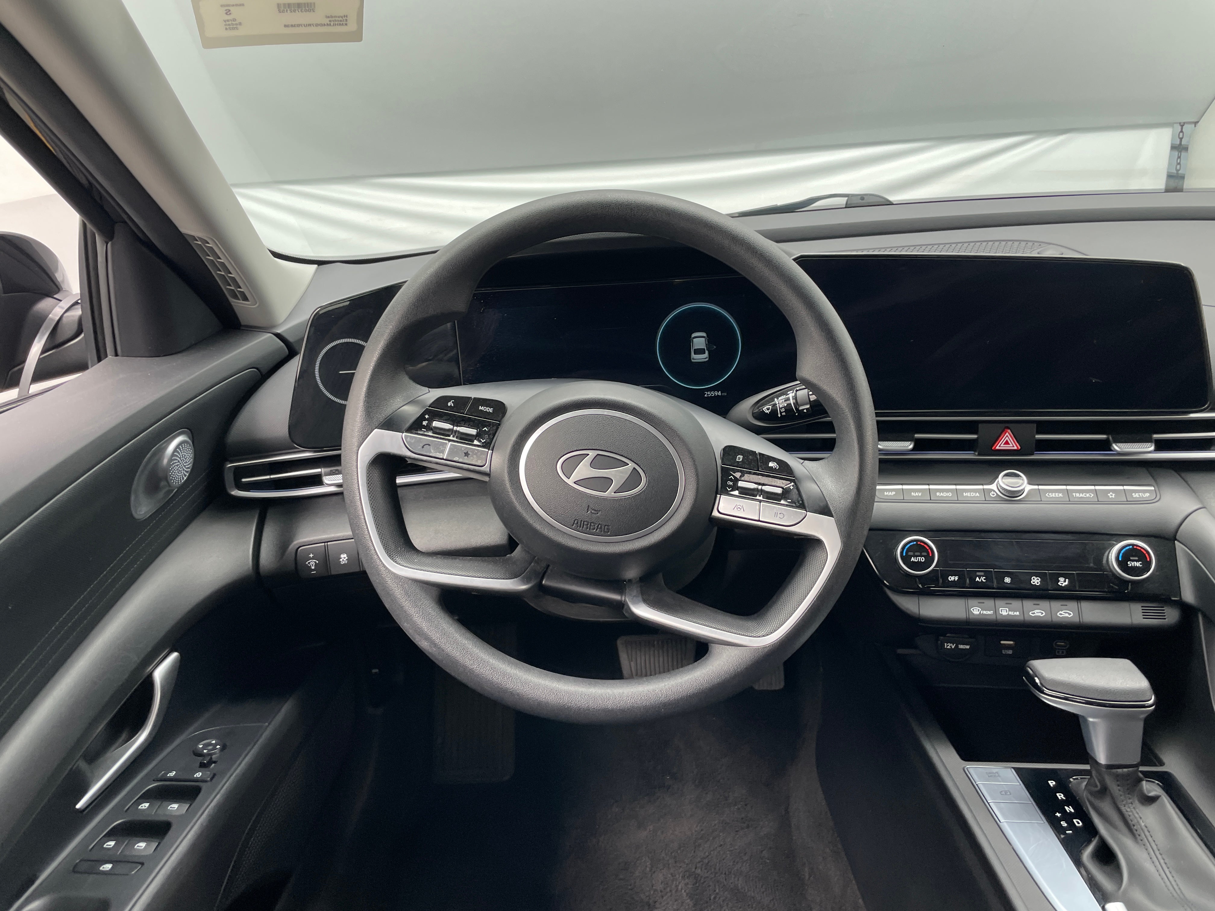 2024 Hyundai Elantra SEL 5