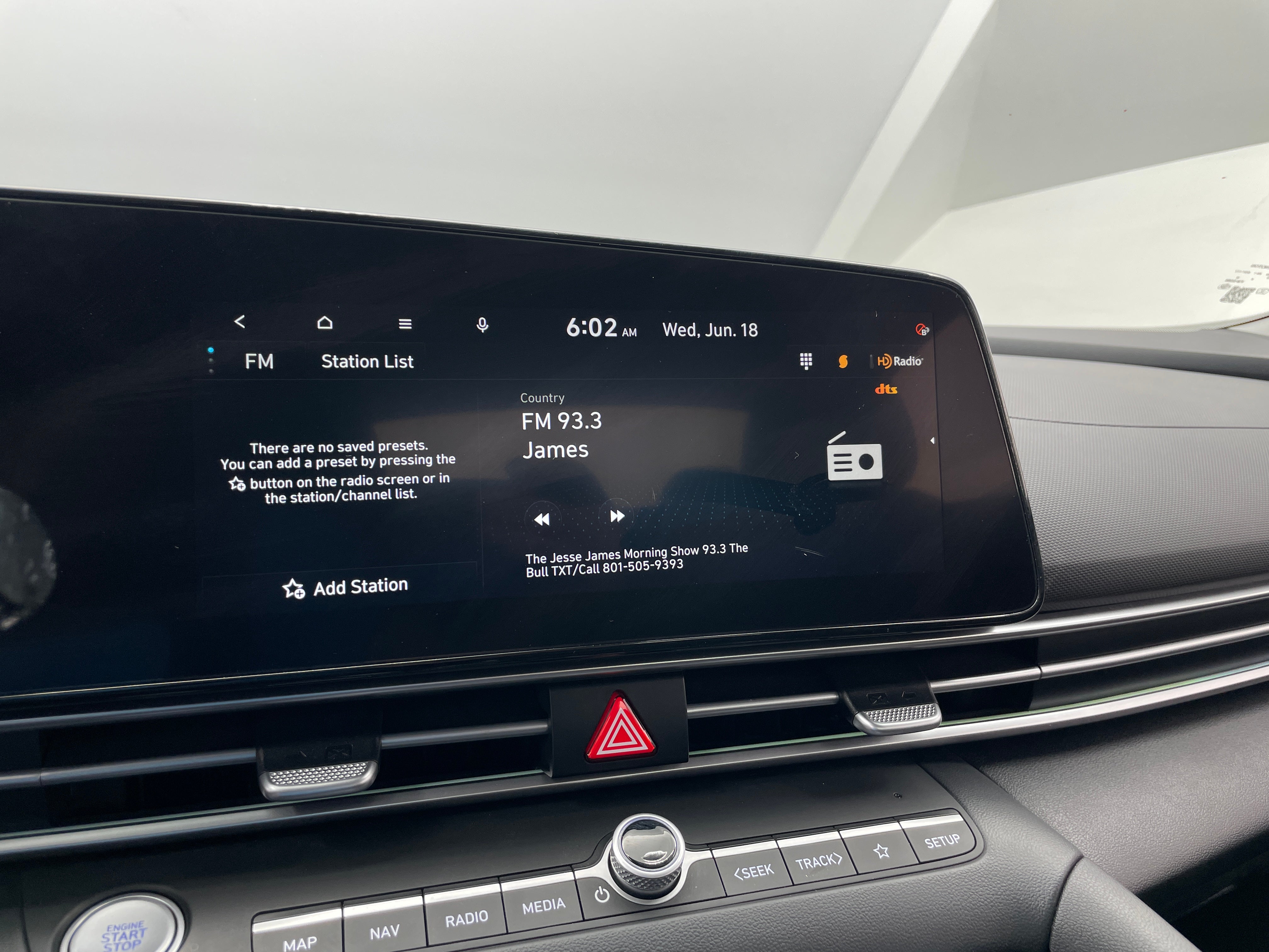 2024 Hyundai Elantra SEL 4