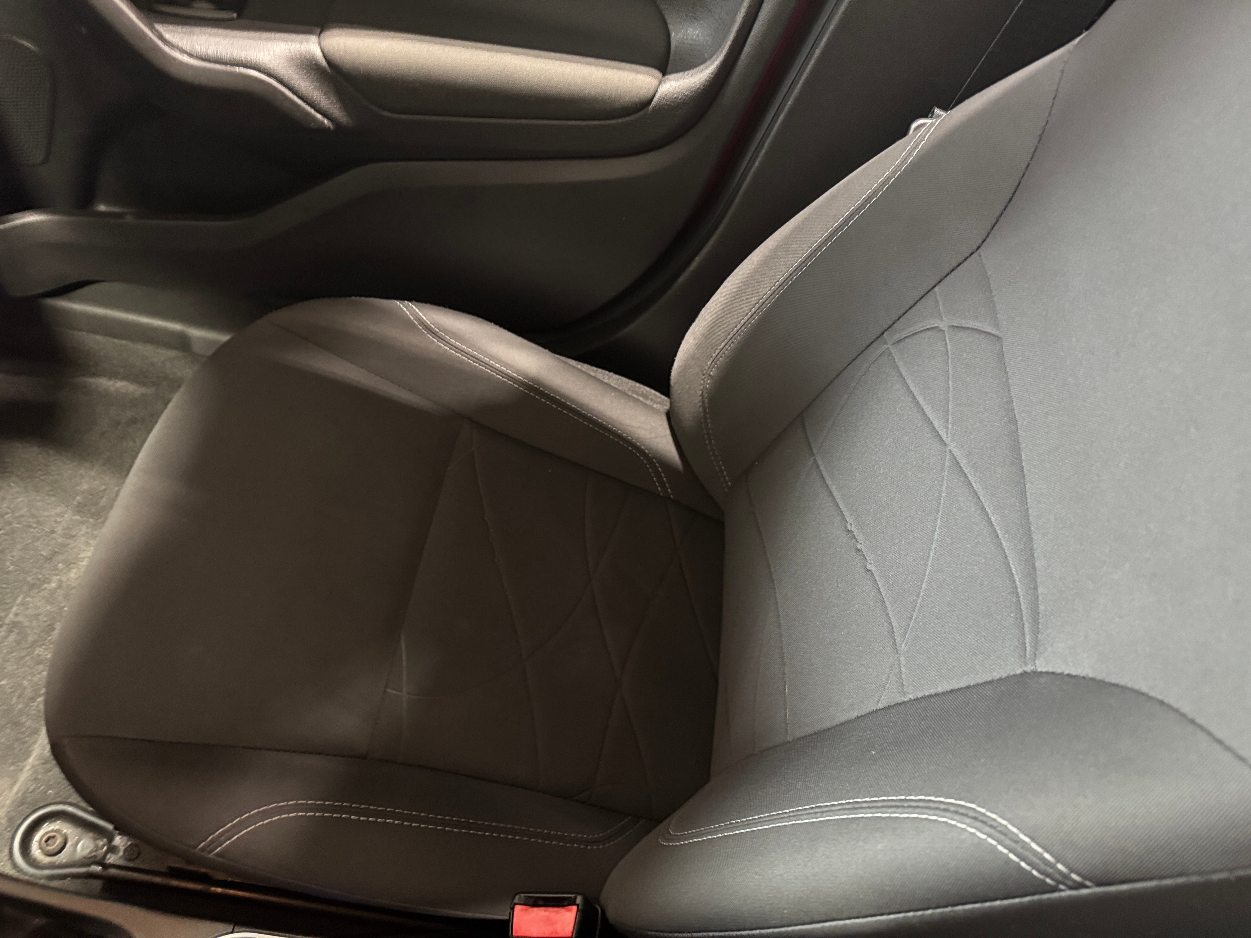 2015 Ford Fiesta SE 2