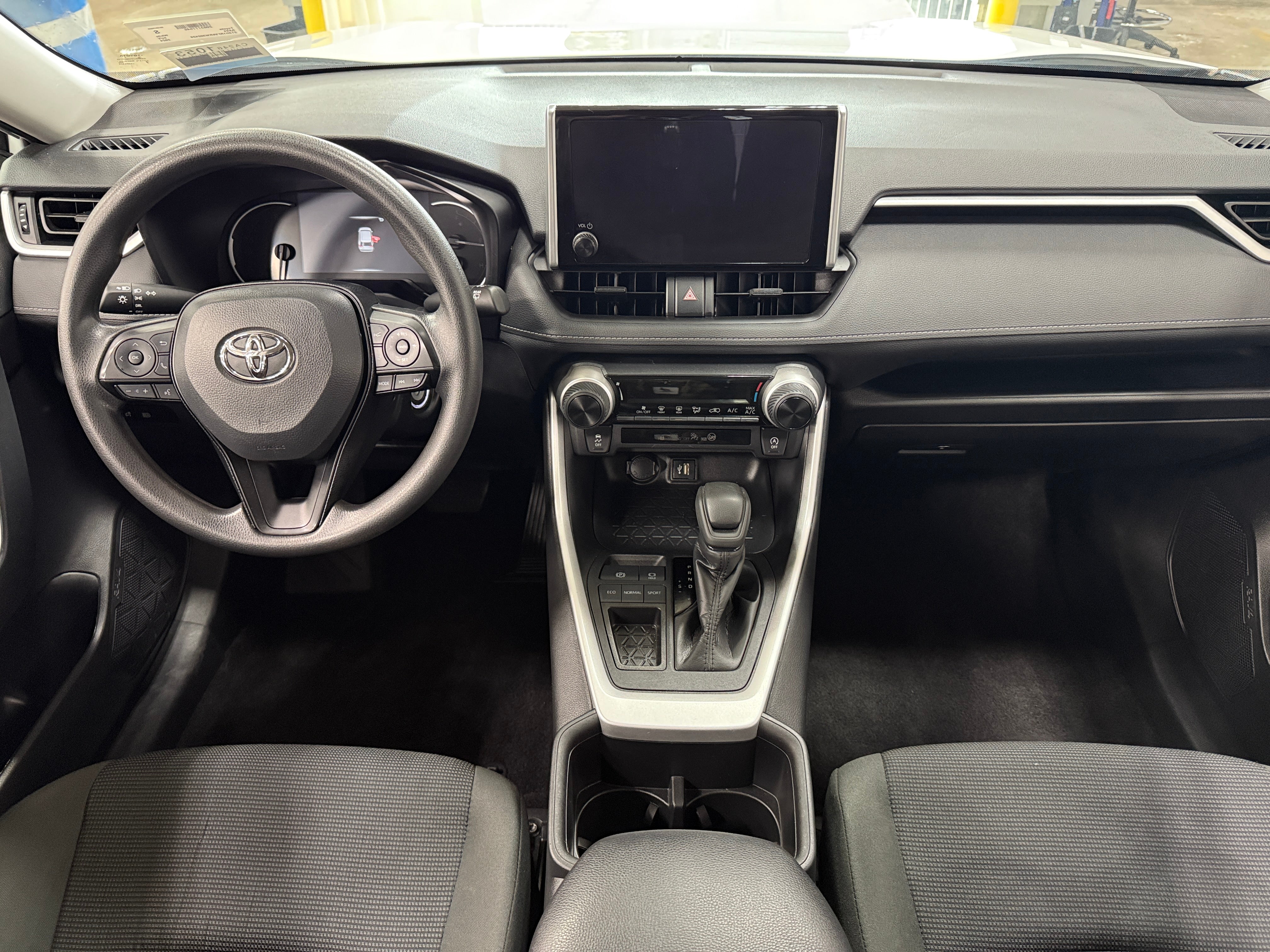 2024 Toyota RAV4 LE 3