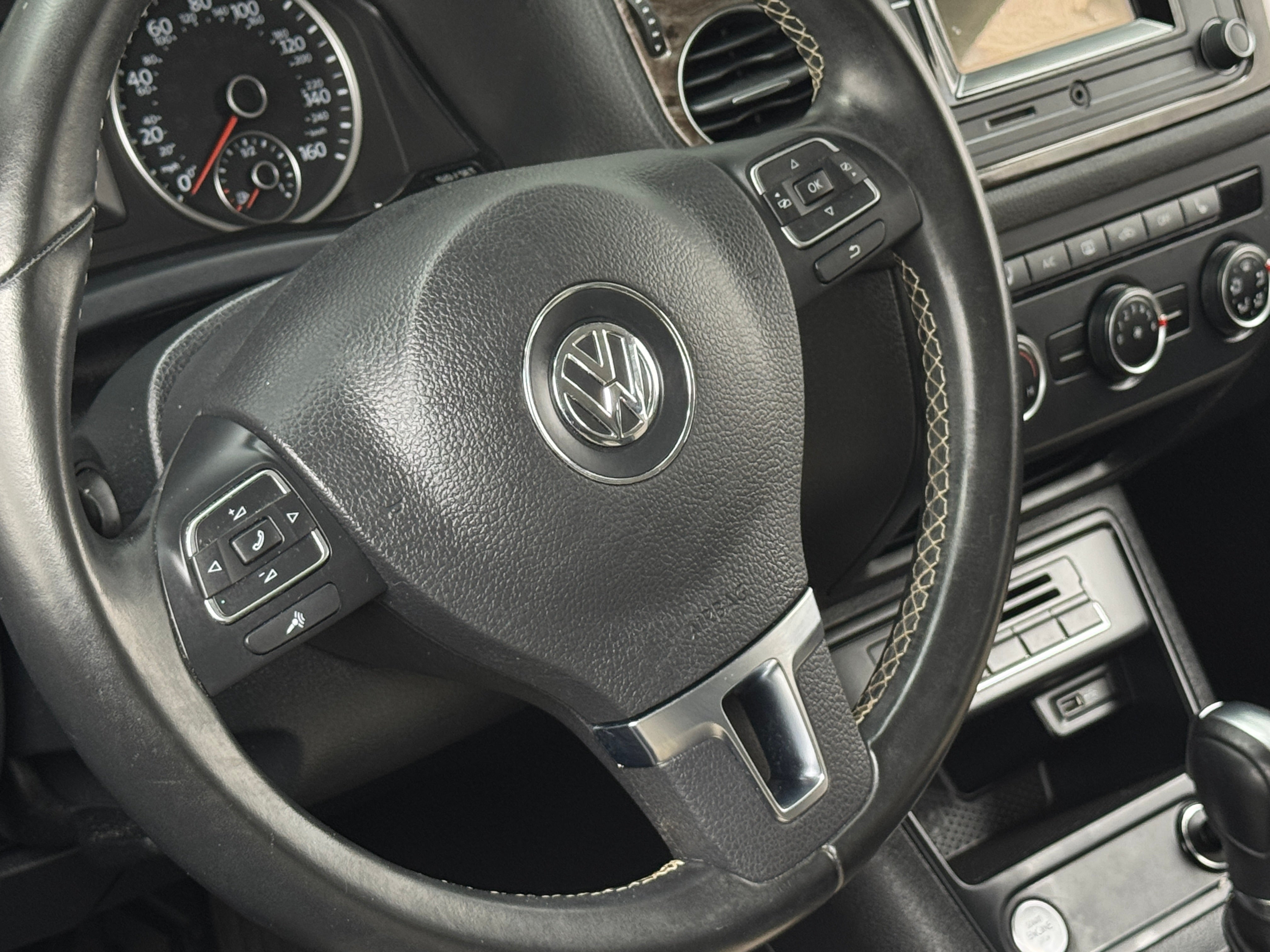2016 Volkswagen Tiguan 2.0T 5
