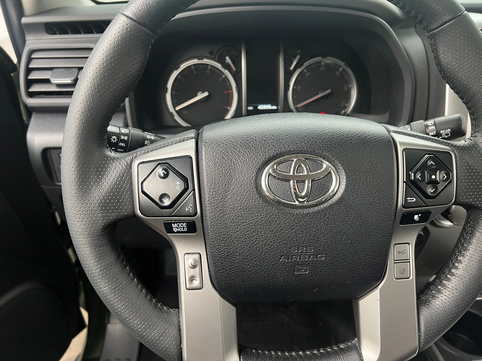Thumbnail: 2022 Toyota 4Runner - 4
