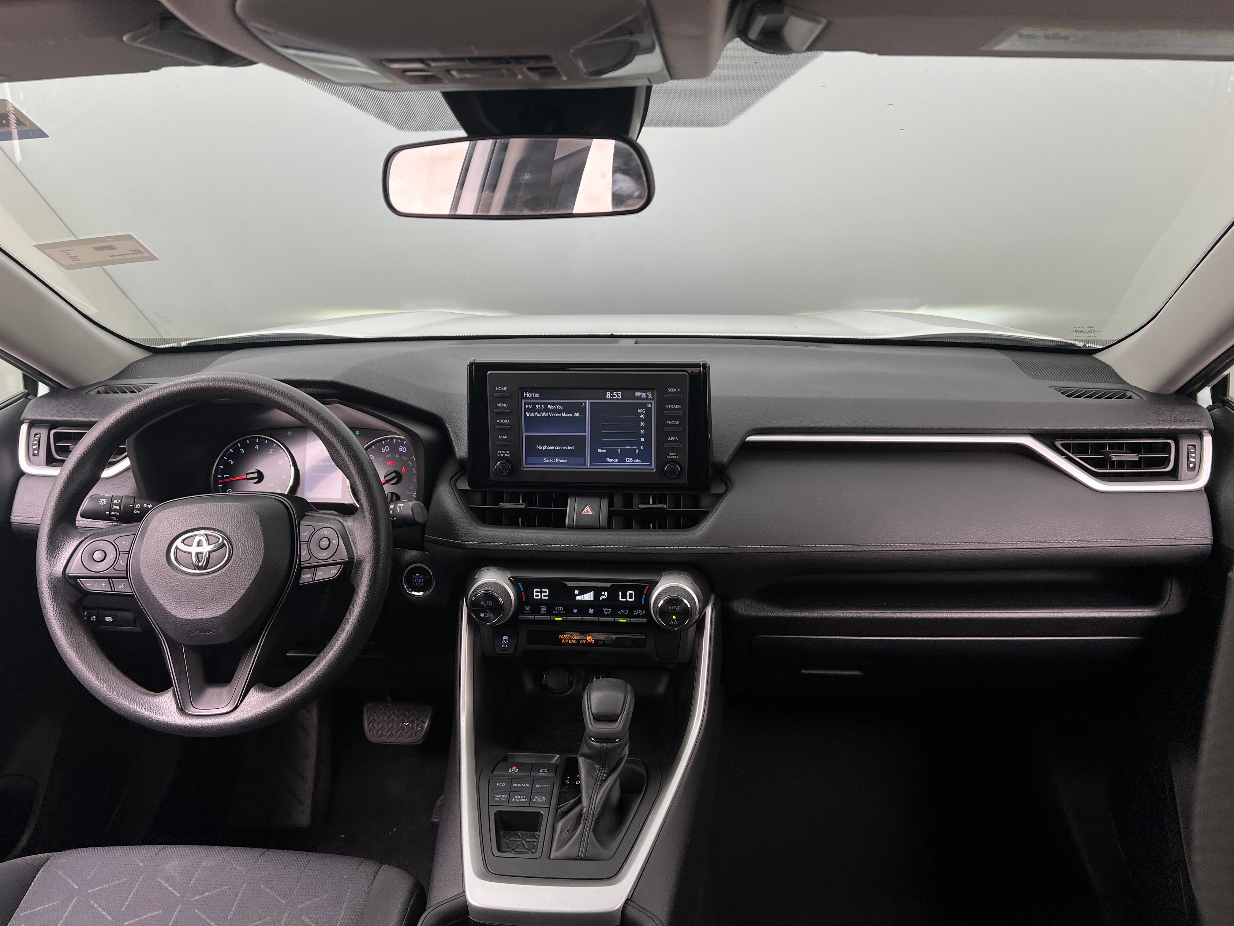 2019 Toyota RAV4 XLE 3
