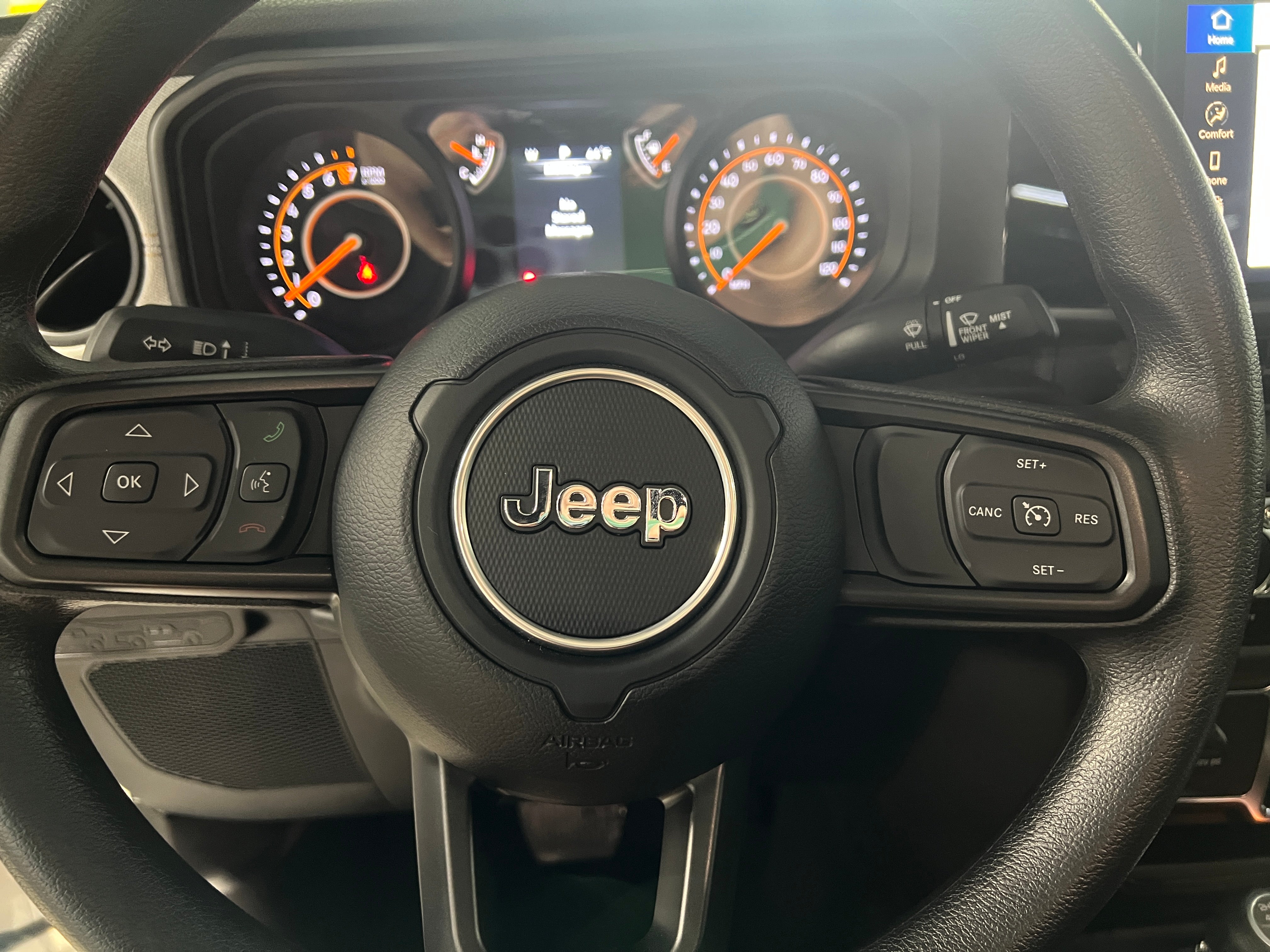 Thumbnail: 2024 Jeep Gladiator - 5