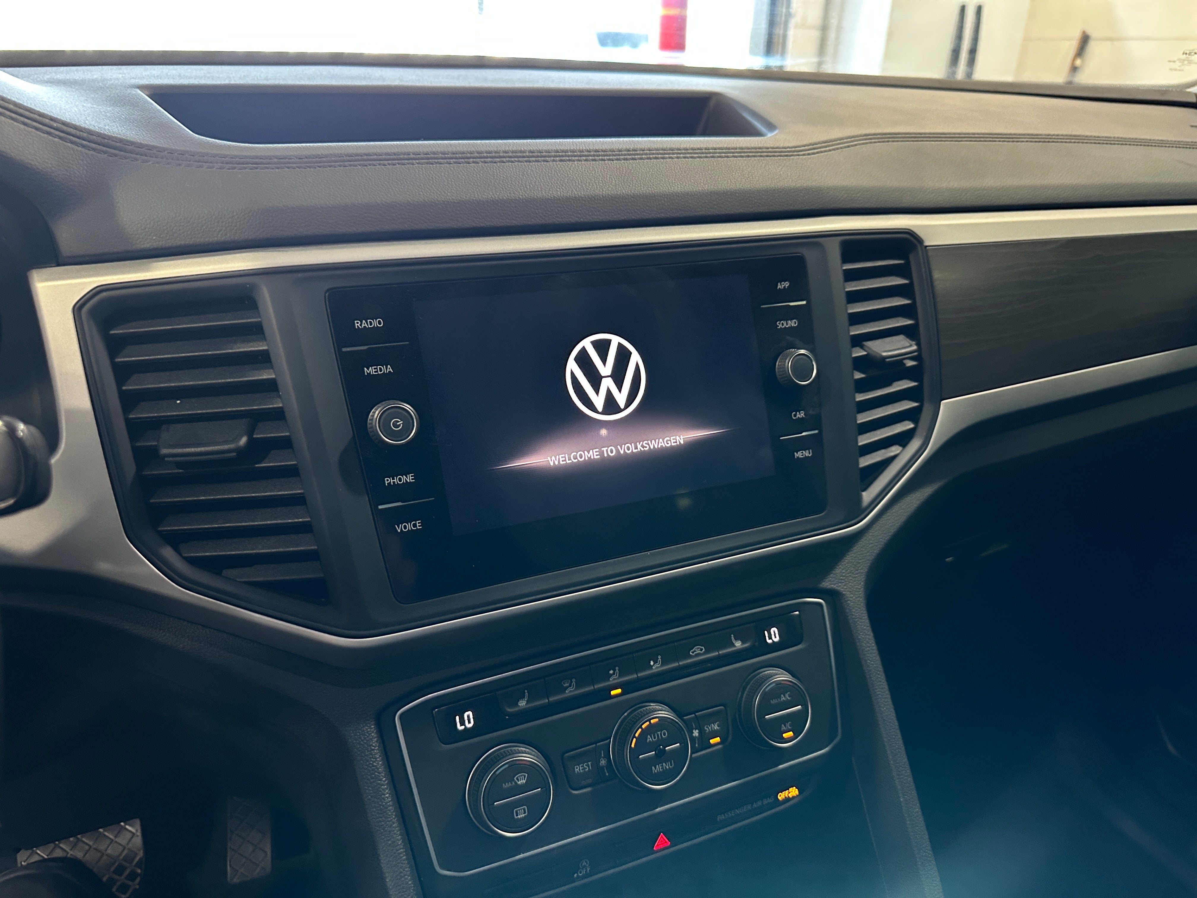 2021 Volkswagen Atlas SE 3