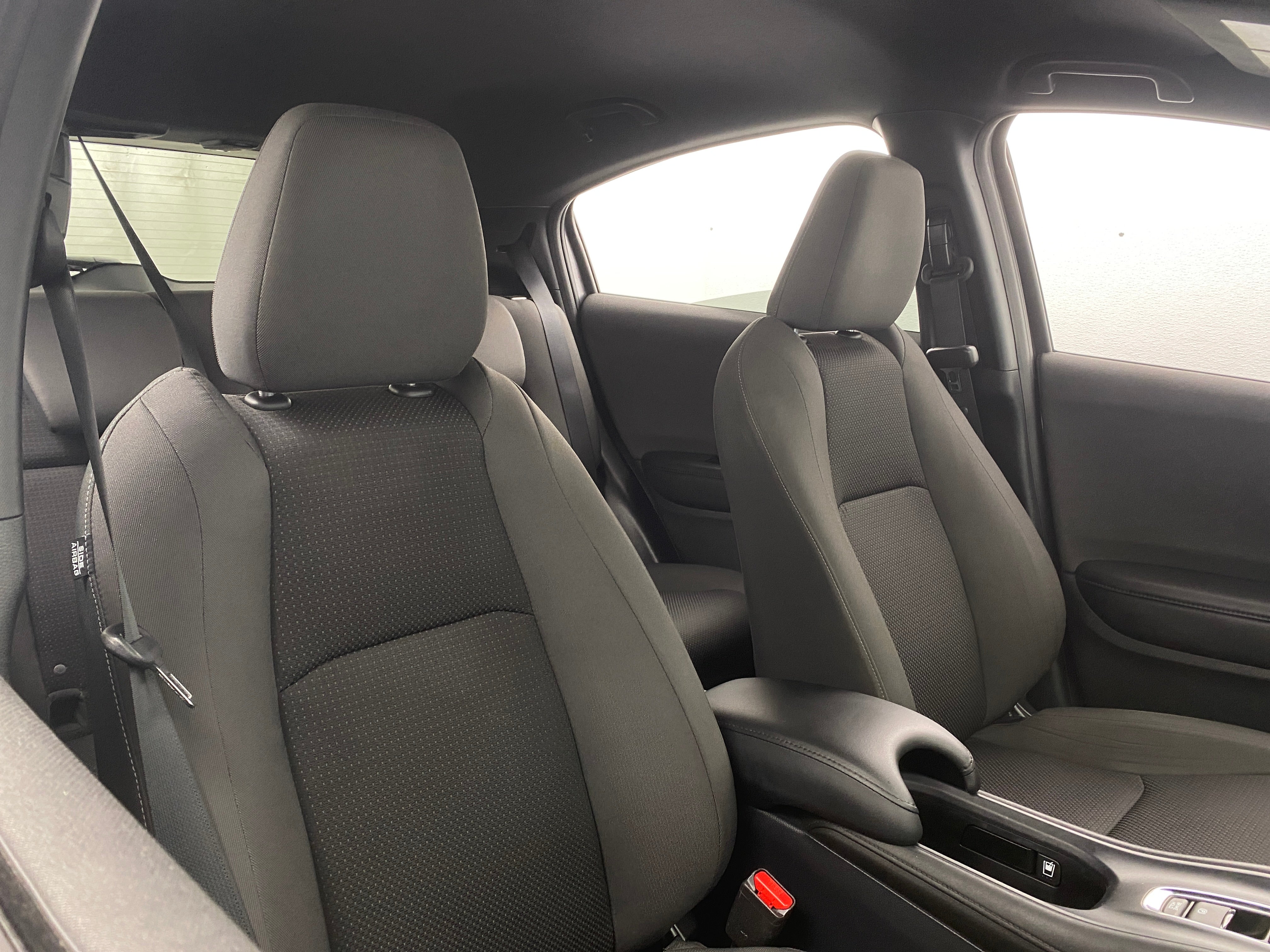 2021 Honda HR-V Sport 2