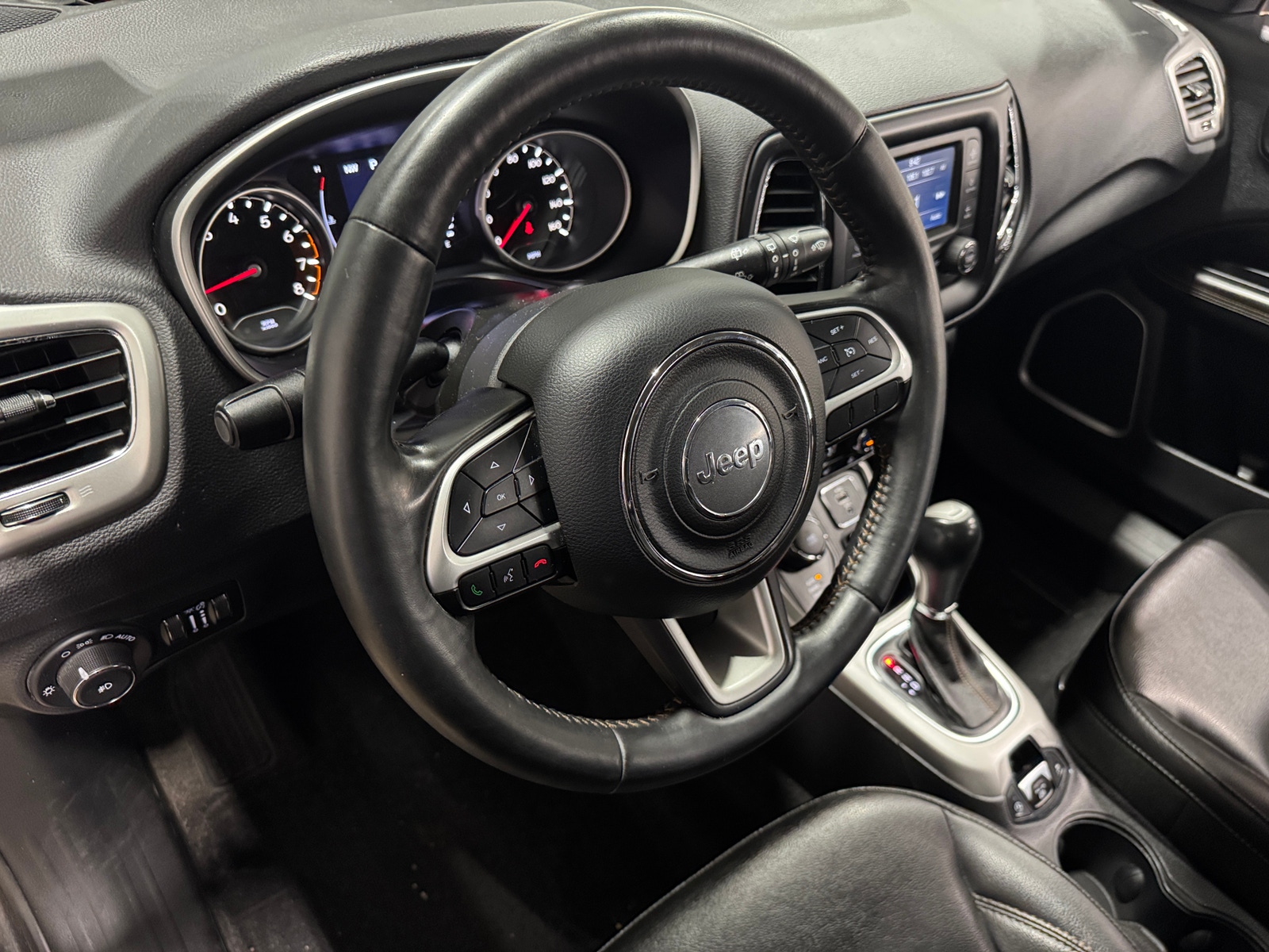Thumbnail: 2018 Jeep Compass - 3