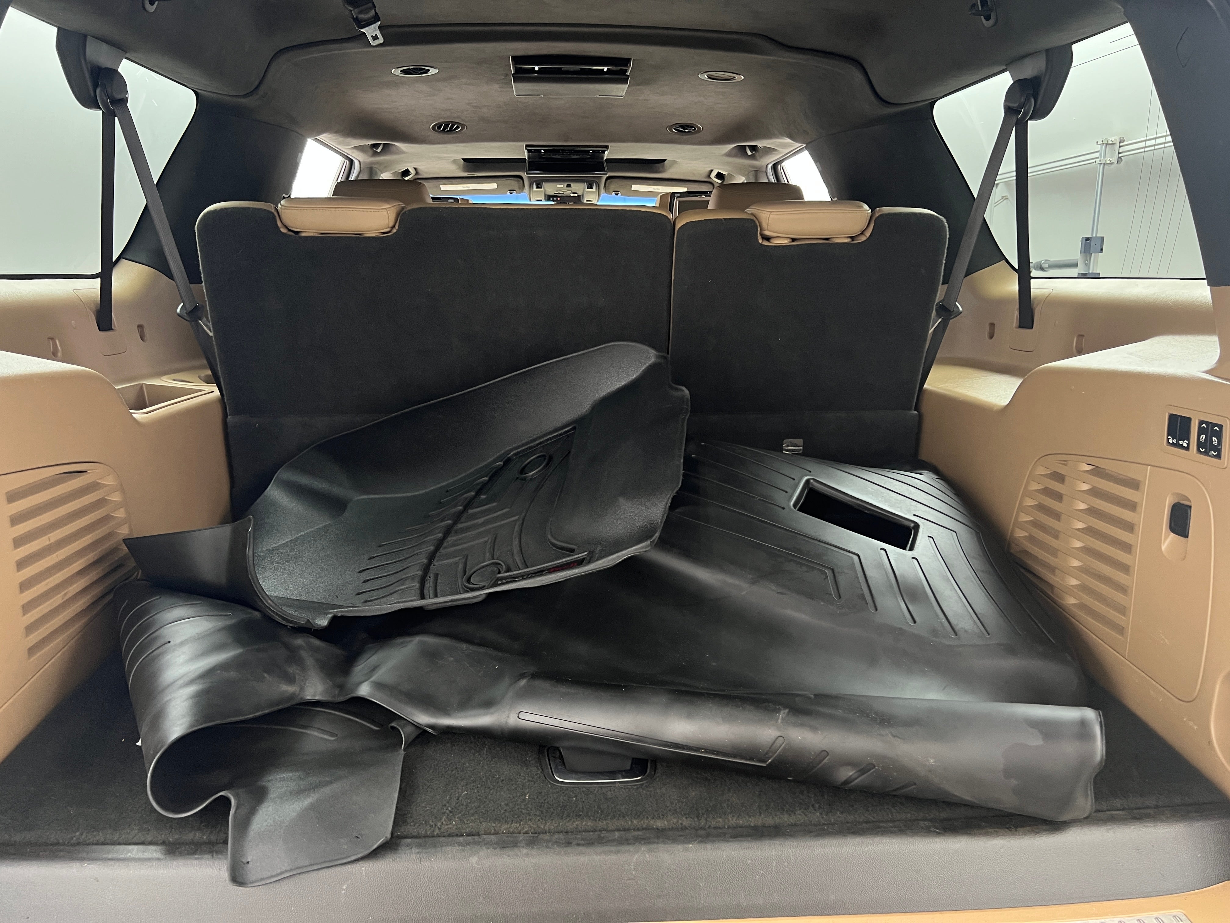 2019 Cadillac Escalade ESV Platinum 7