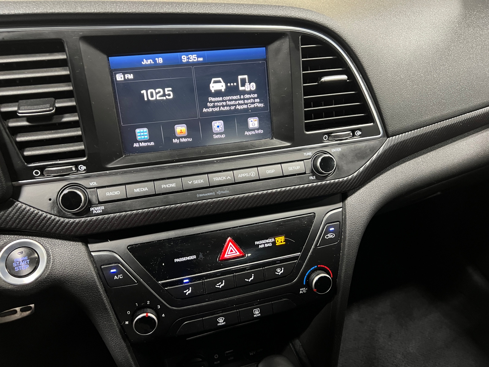 Thumbnail: 2018 Hyundai Elantra - 3