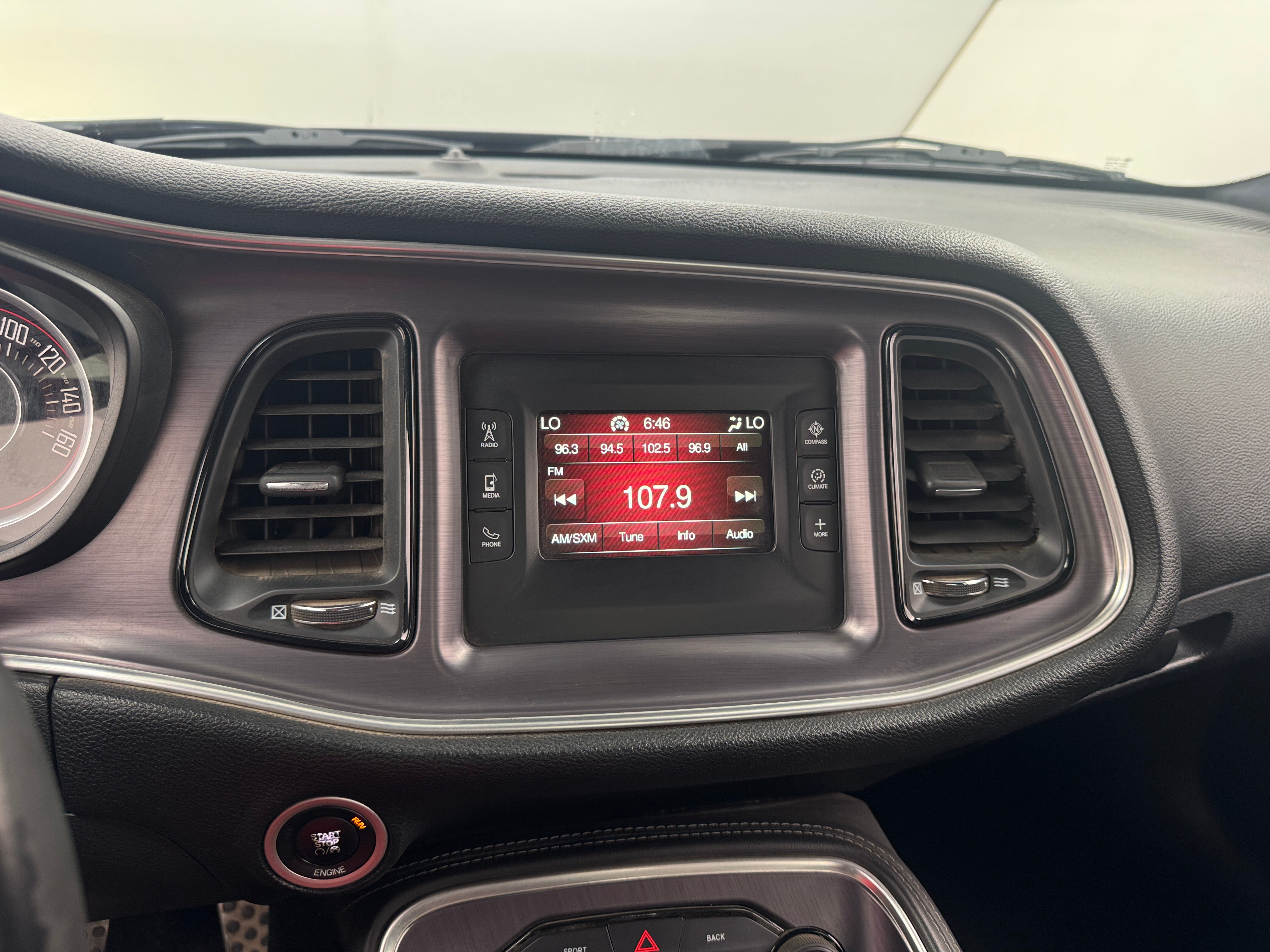2016 Dodge Challenger R/T 3
