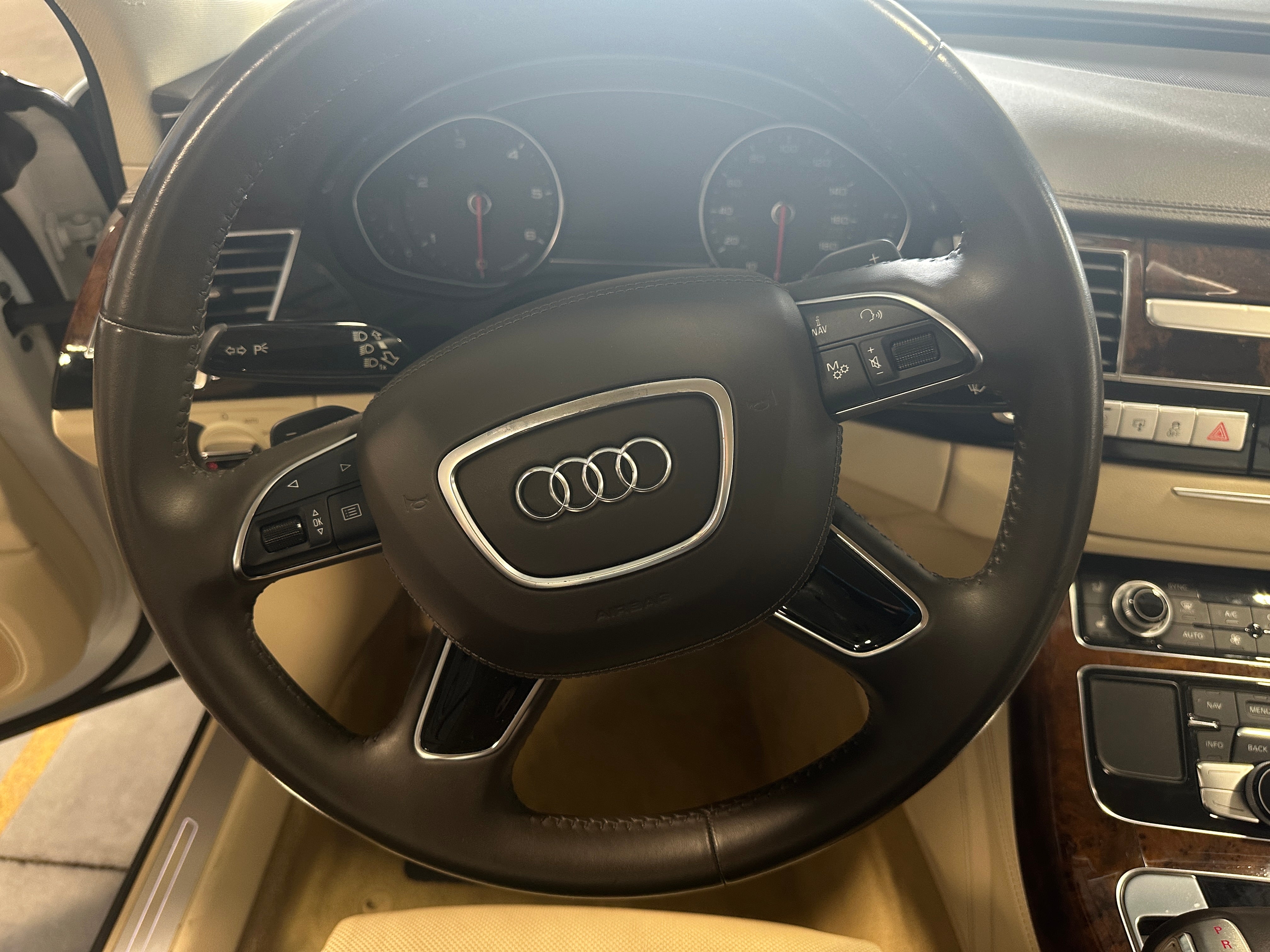 2014 Audi A8 L 4