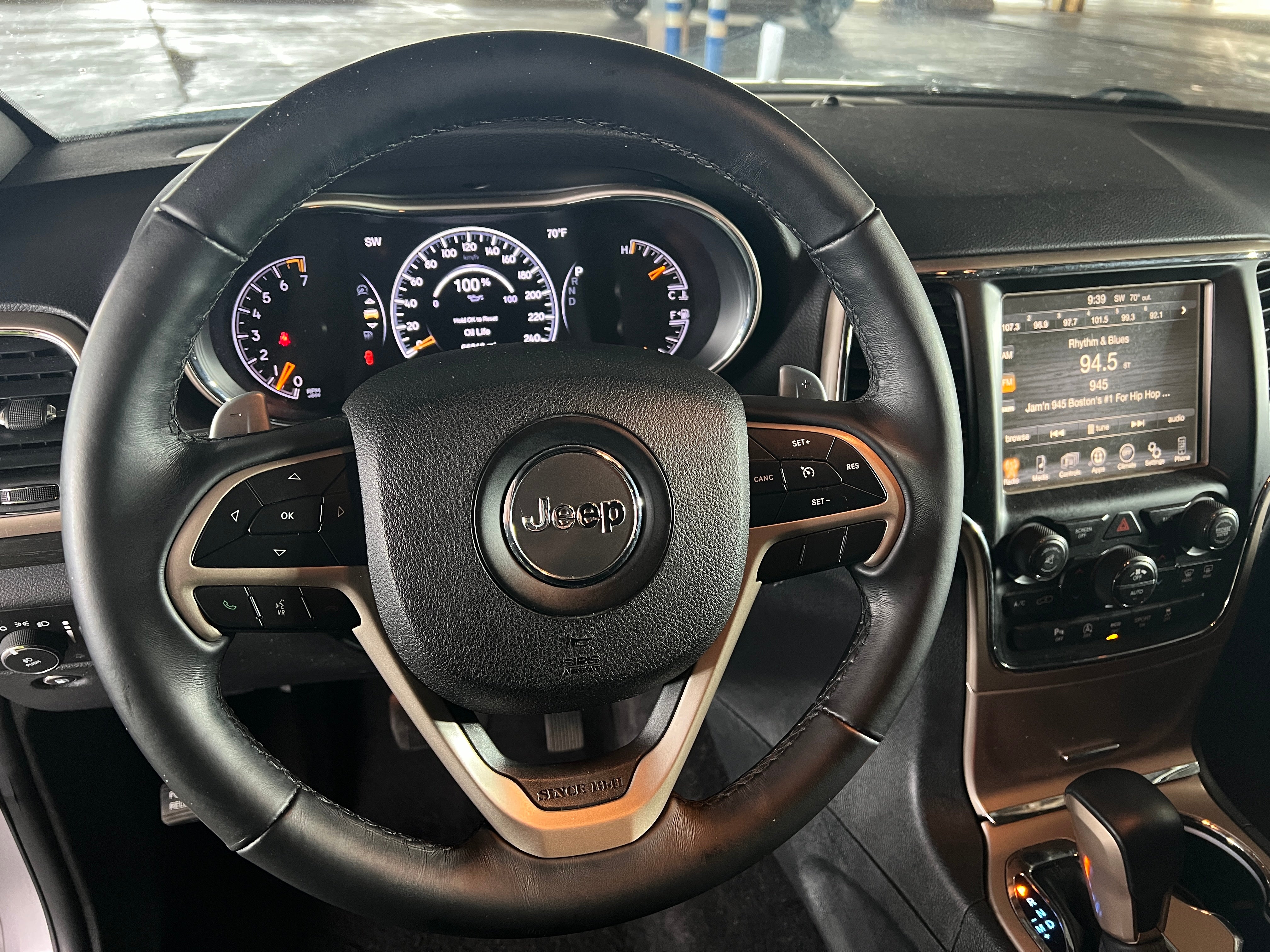 2017 Jeep Grand Cherokee Laredo 5