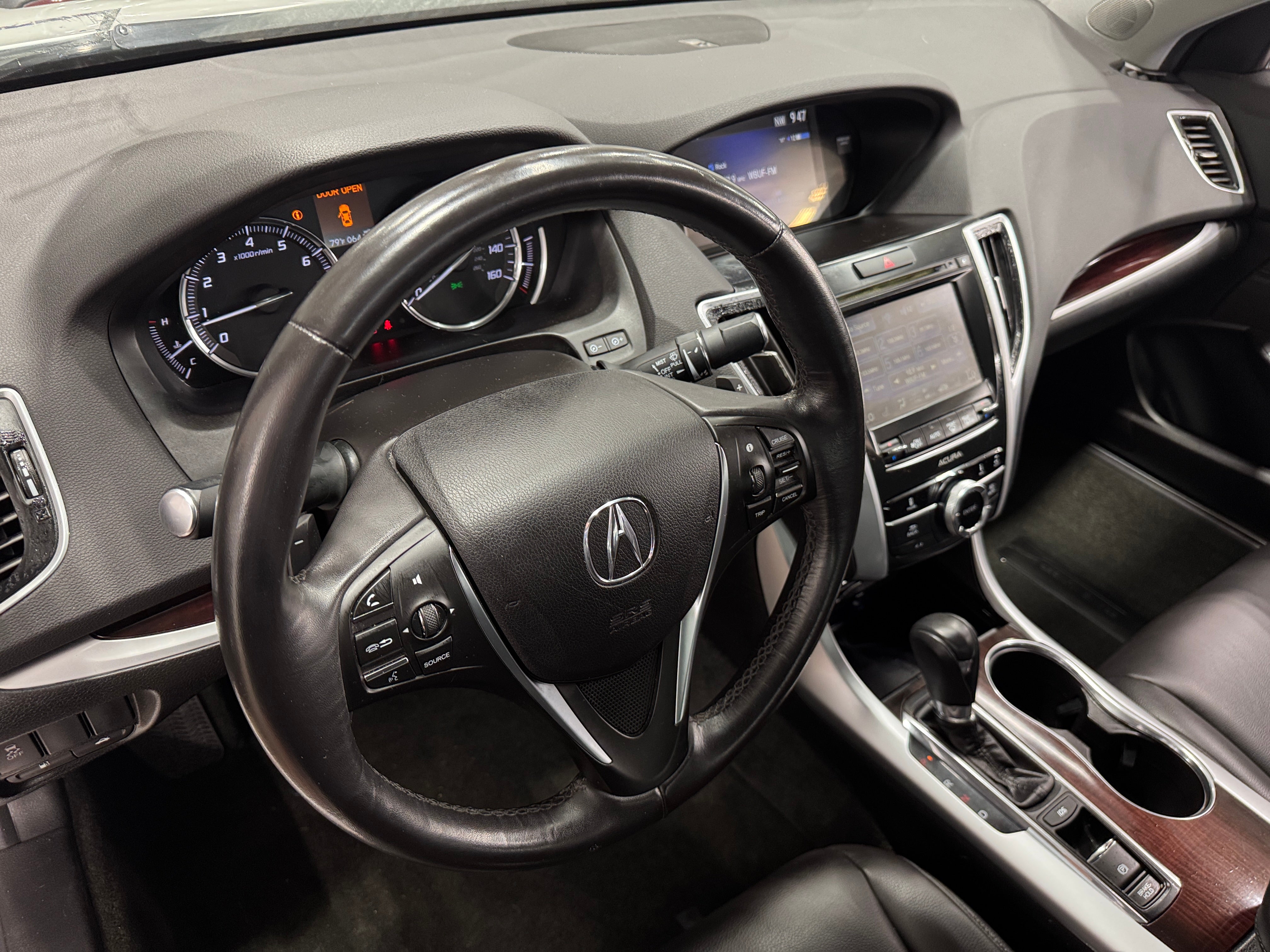 Thumbnail: 2015 Acura TLX - 3