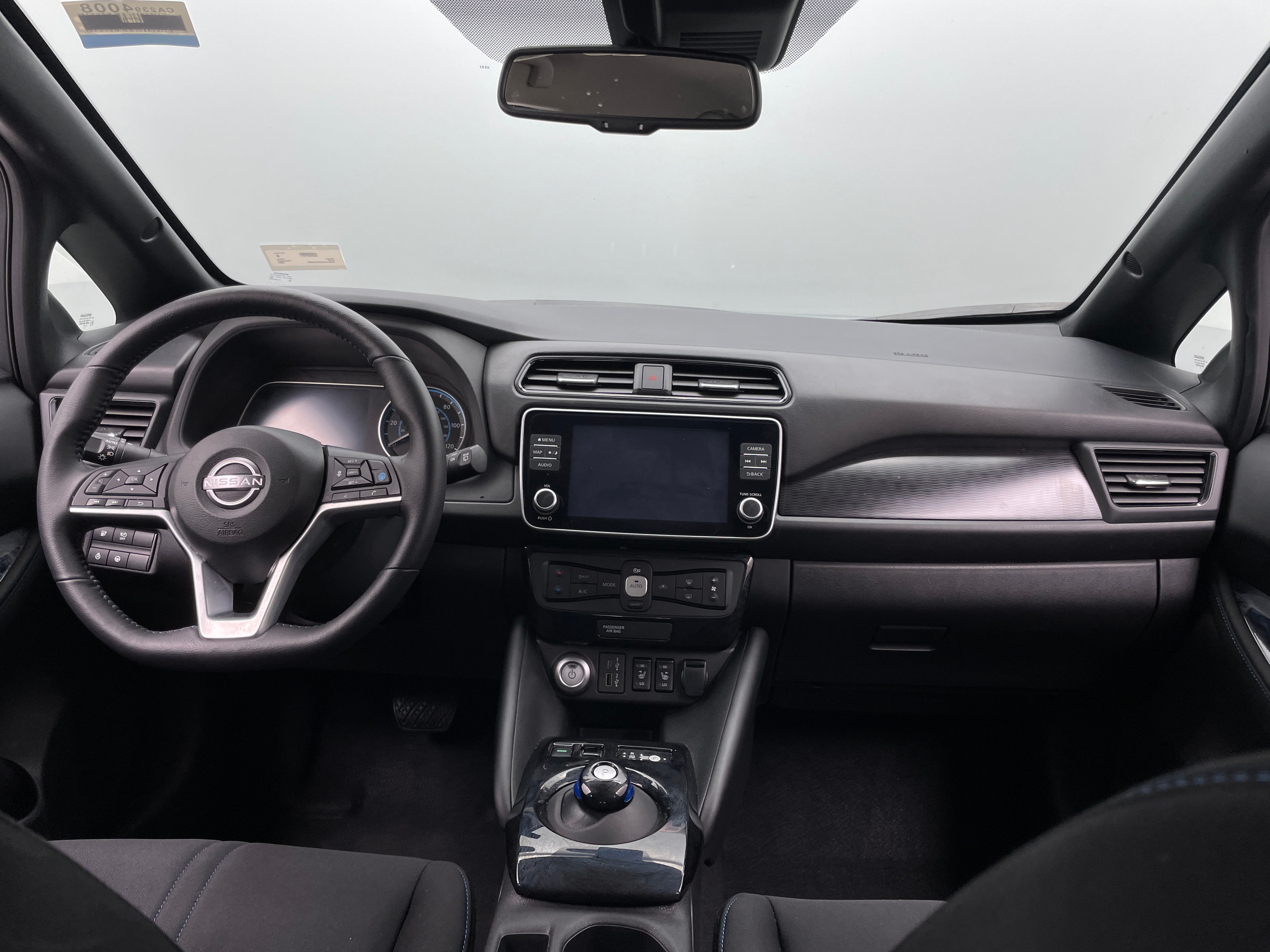 Thumbnail: 2024 Nissan Leaf - 3