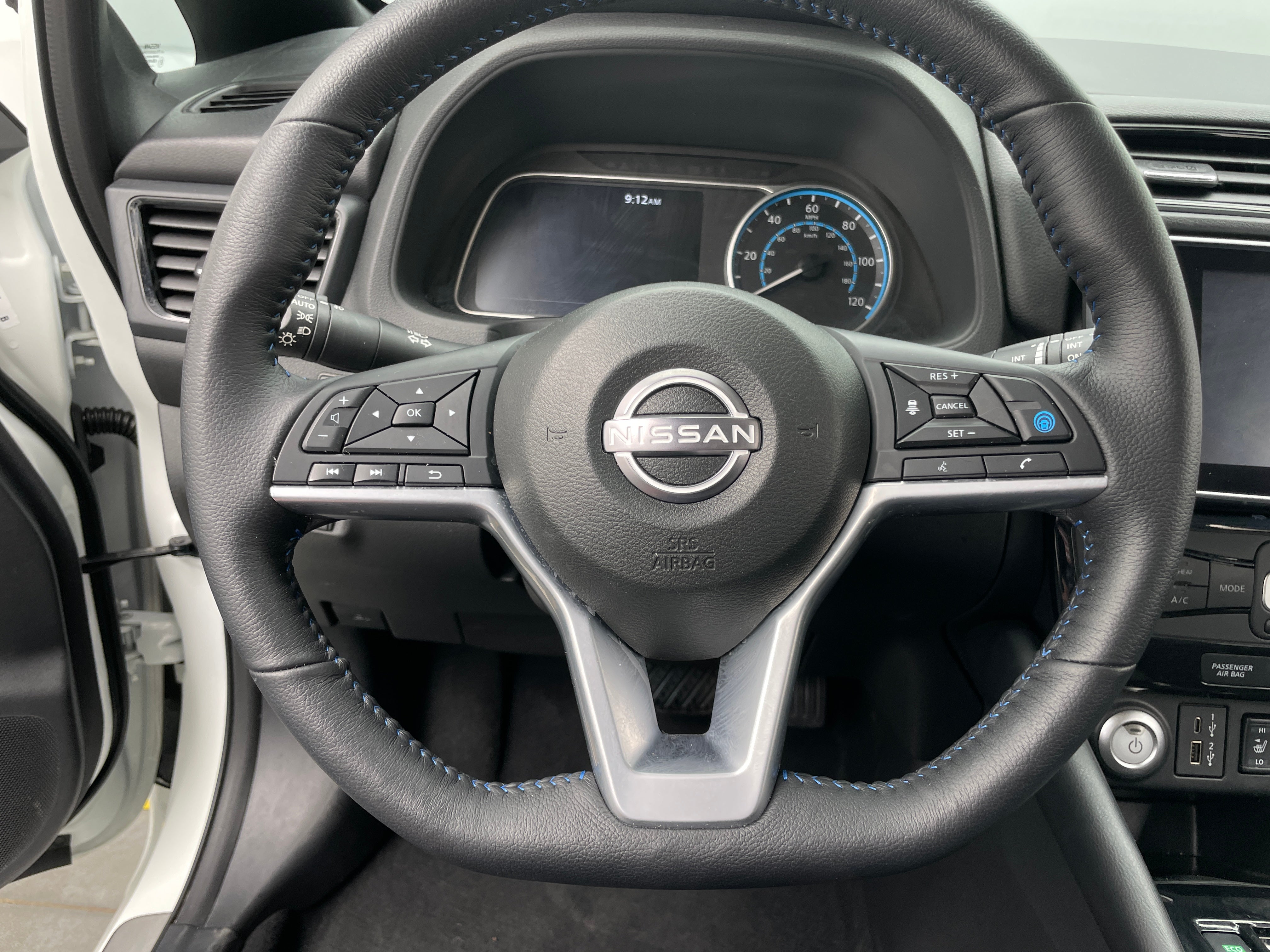 Thumbnail: 2024 Nissan Leaf - 5